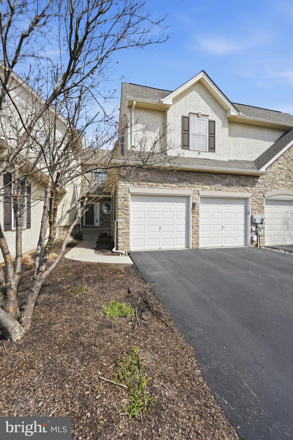 PENNS MEADOW - Residential