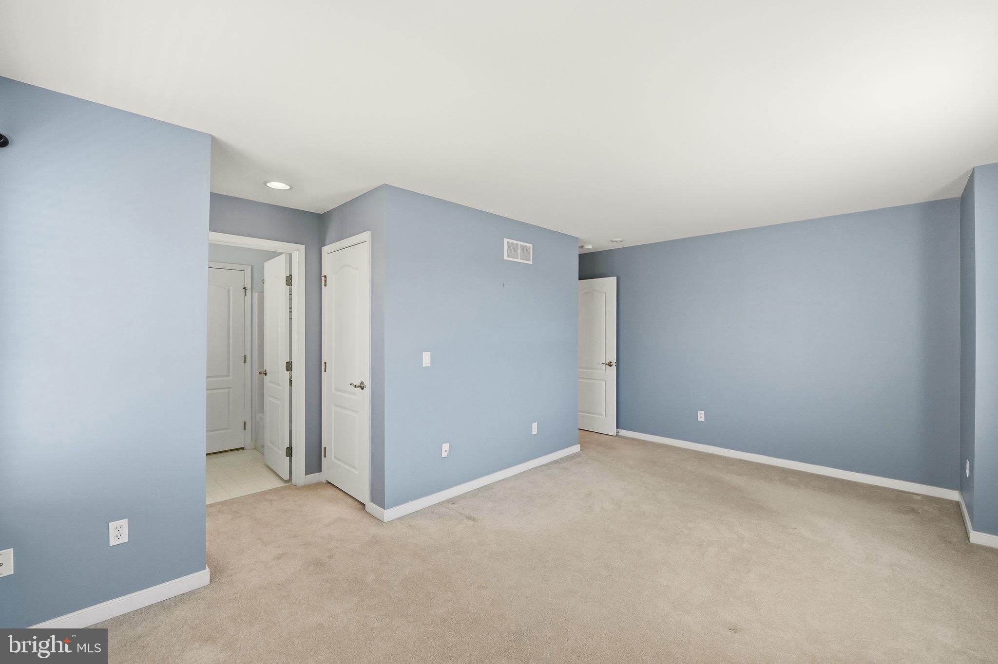 PENNS MEADOW - Residential