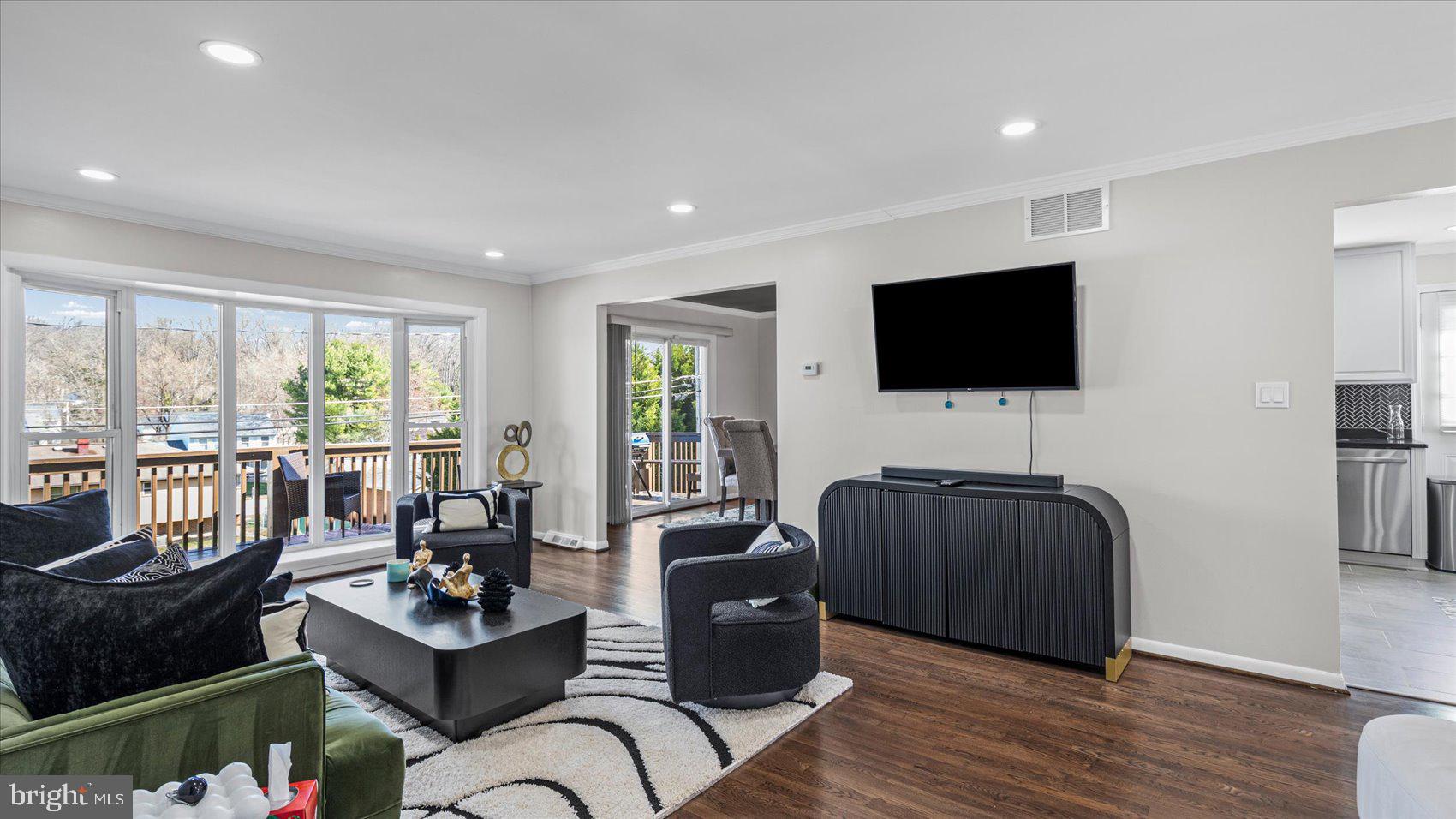 KINGS PARK - Residential