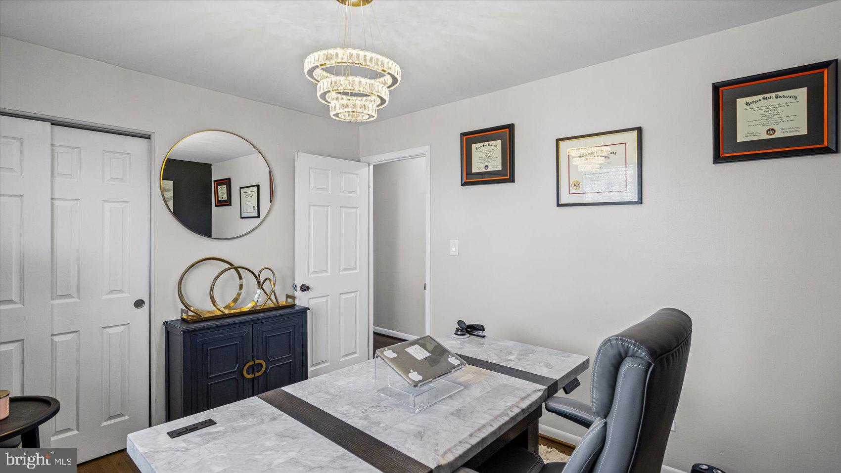 KINGS PARK - Residential