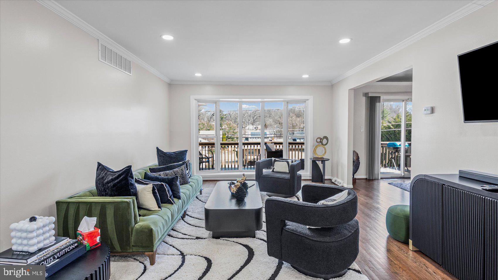 KINGS PARK - Residential