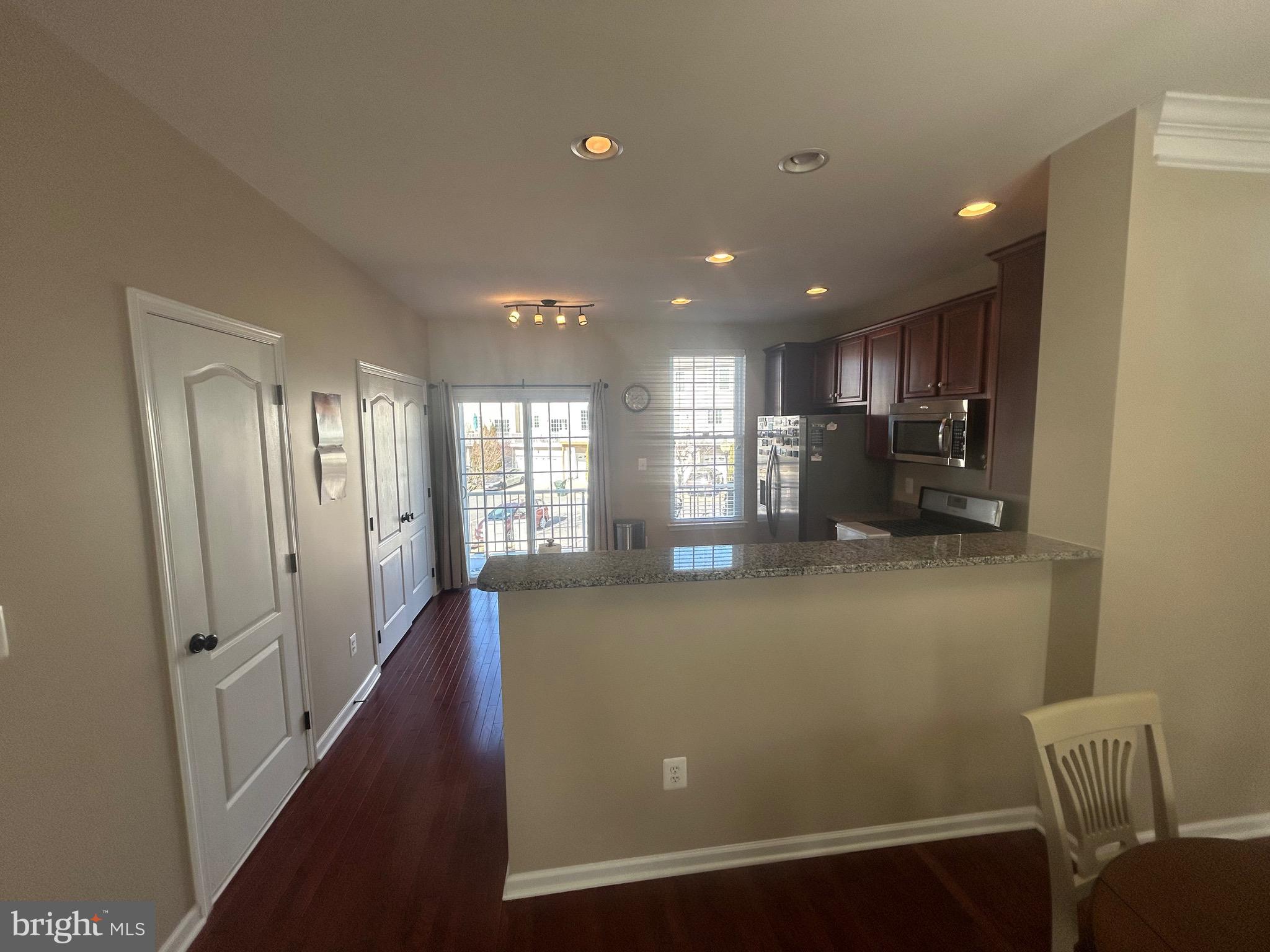 AMBERLEA AT SOUTH RIDING - Residential