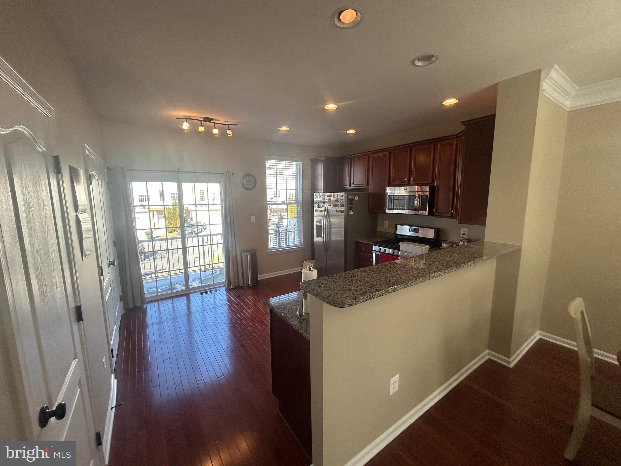 AMBERLEA AT SOUTH RIDING - Residential