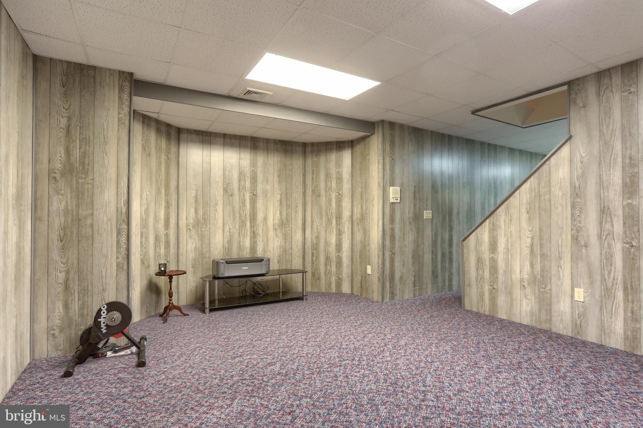 HEIGHTS OF GREENBRIAR - Residential