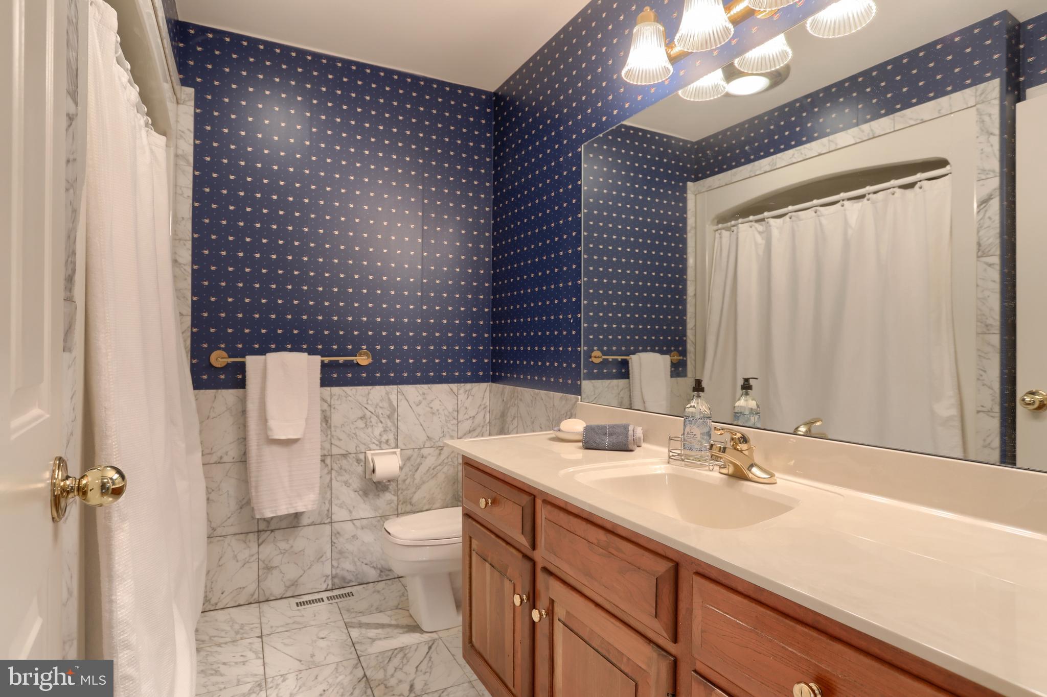 HEIGHTS OF GREENBRIAR - Residential