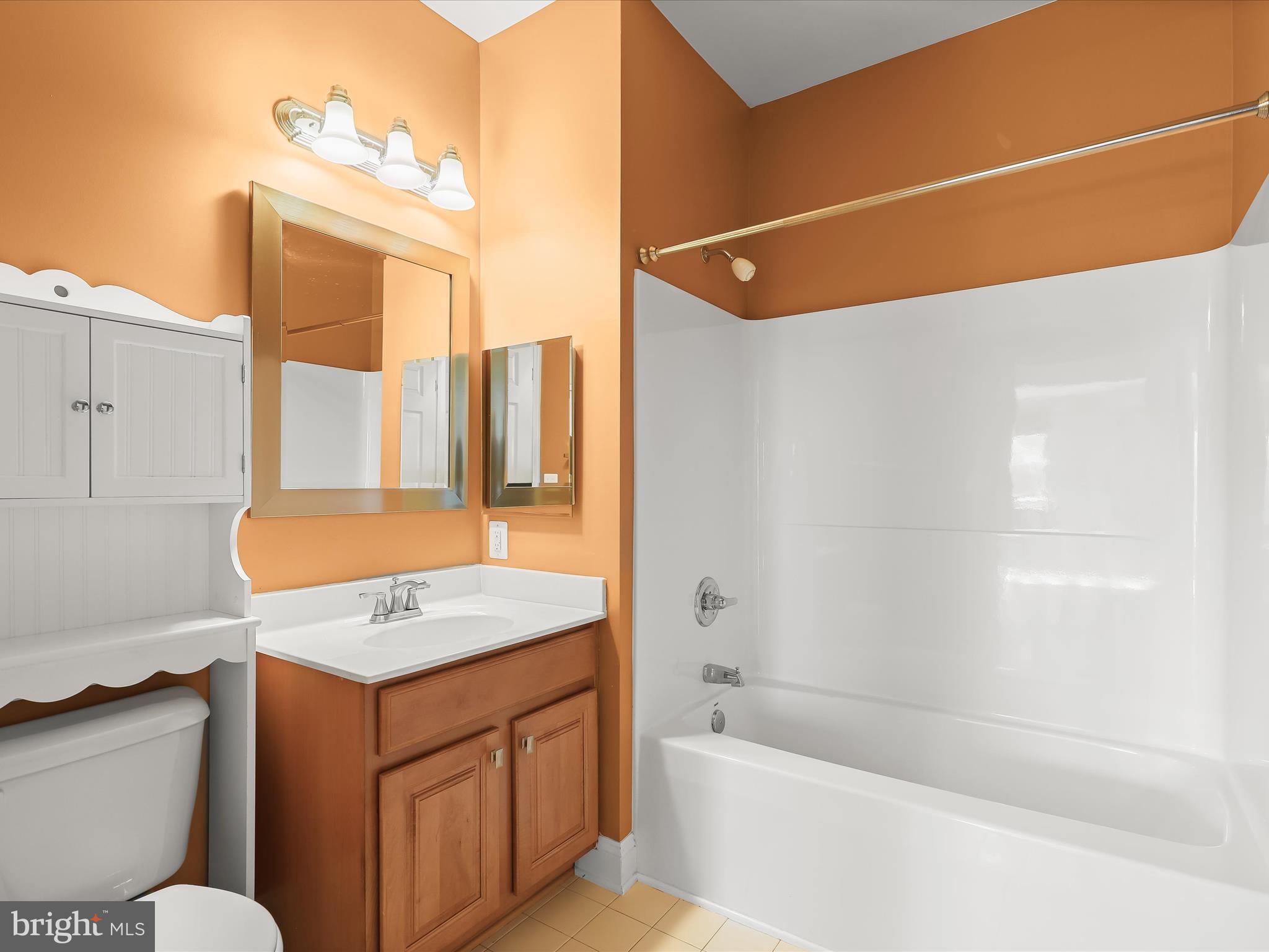 EMERALD HILLS - Residential