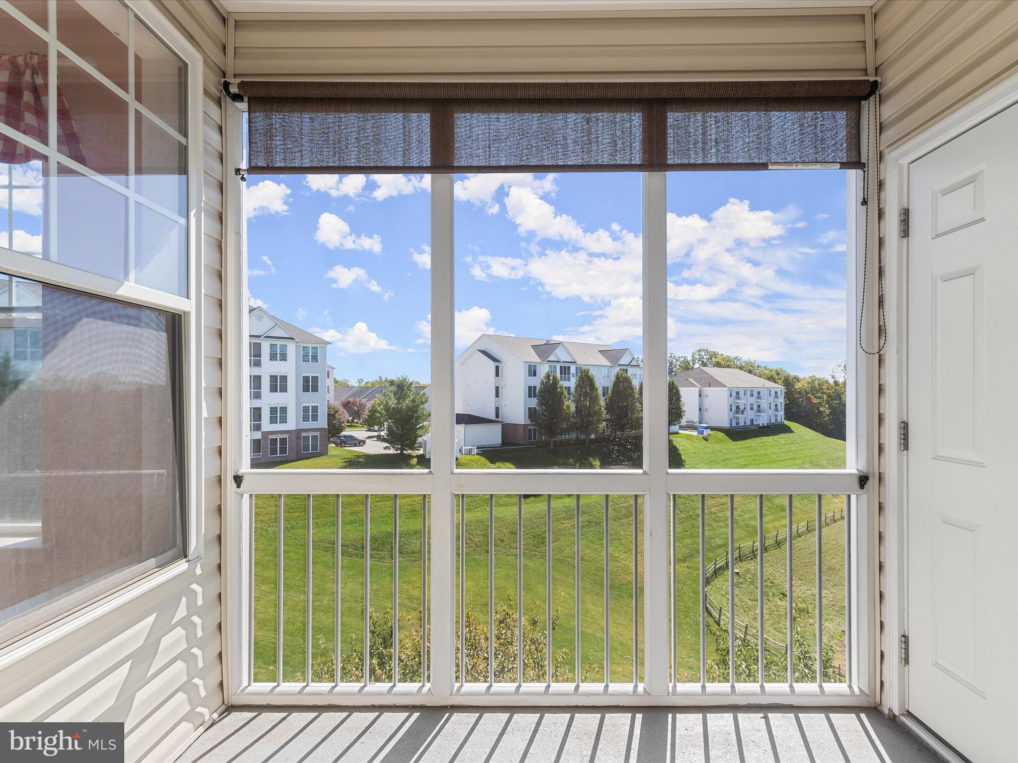 EMERALD HILLS - Residential