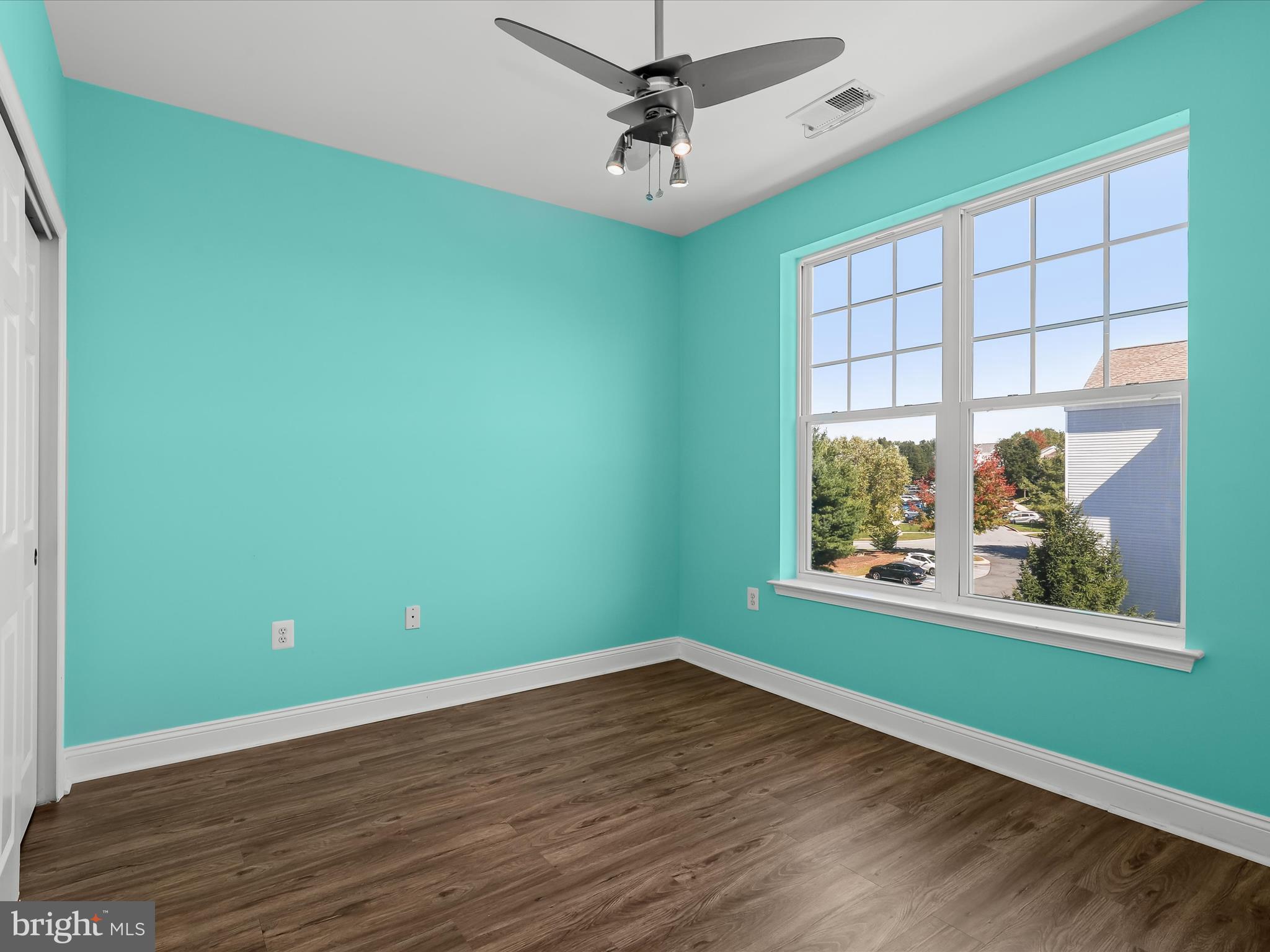 EMERALD HILLS - Residential