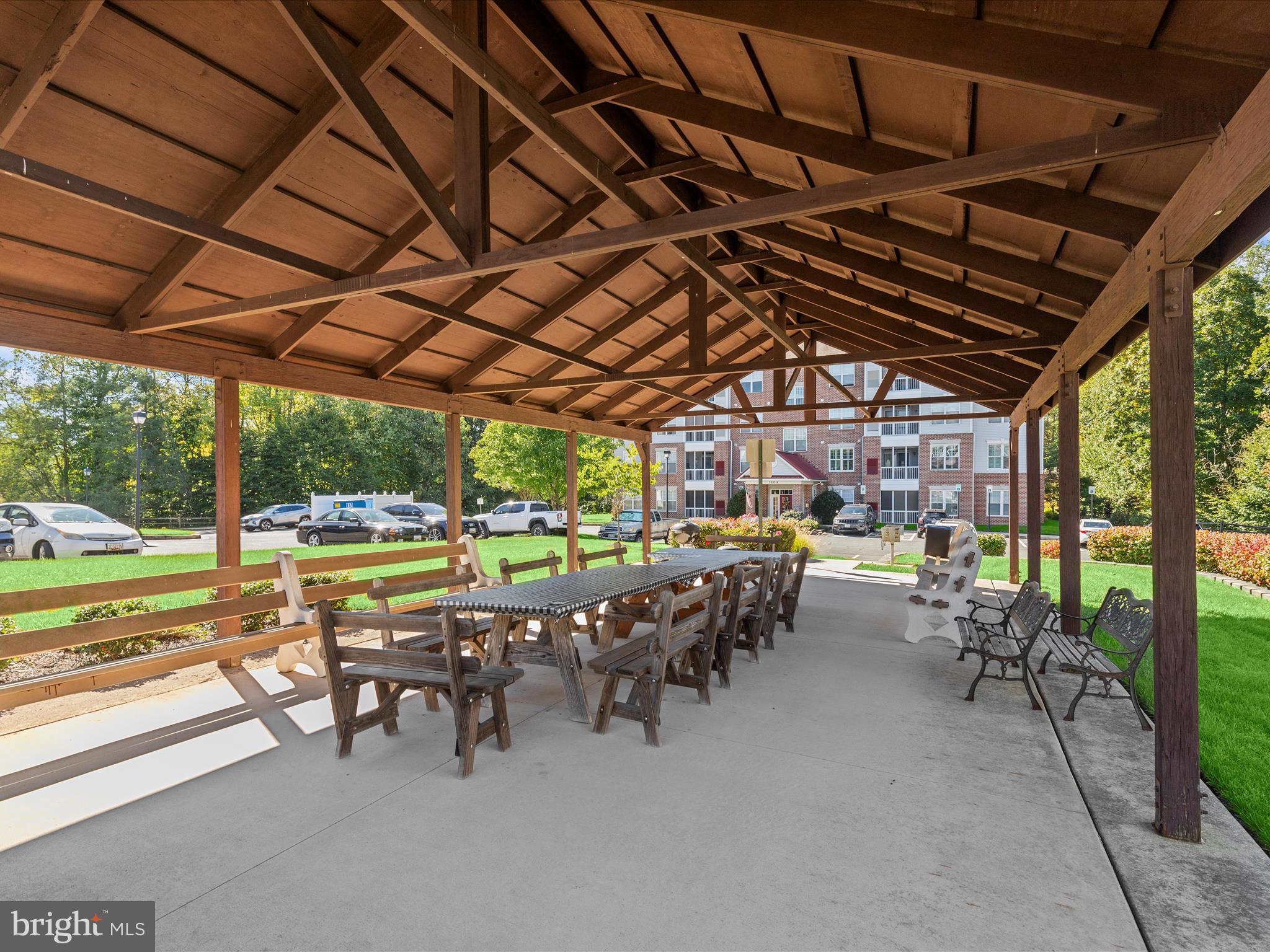 EMERALD HILLS - Residential