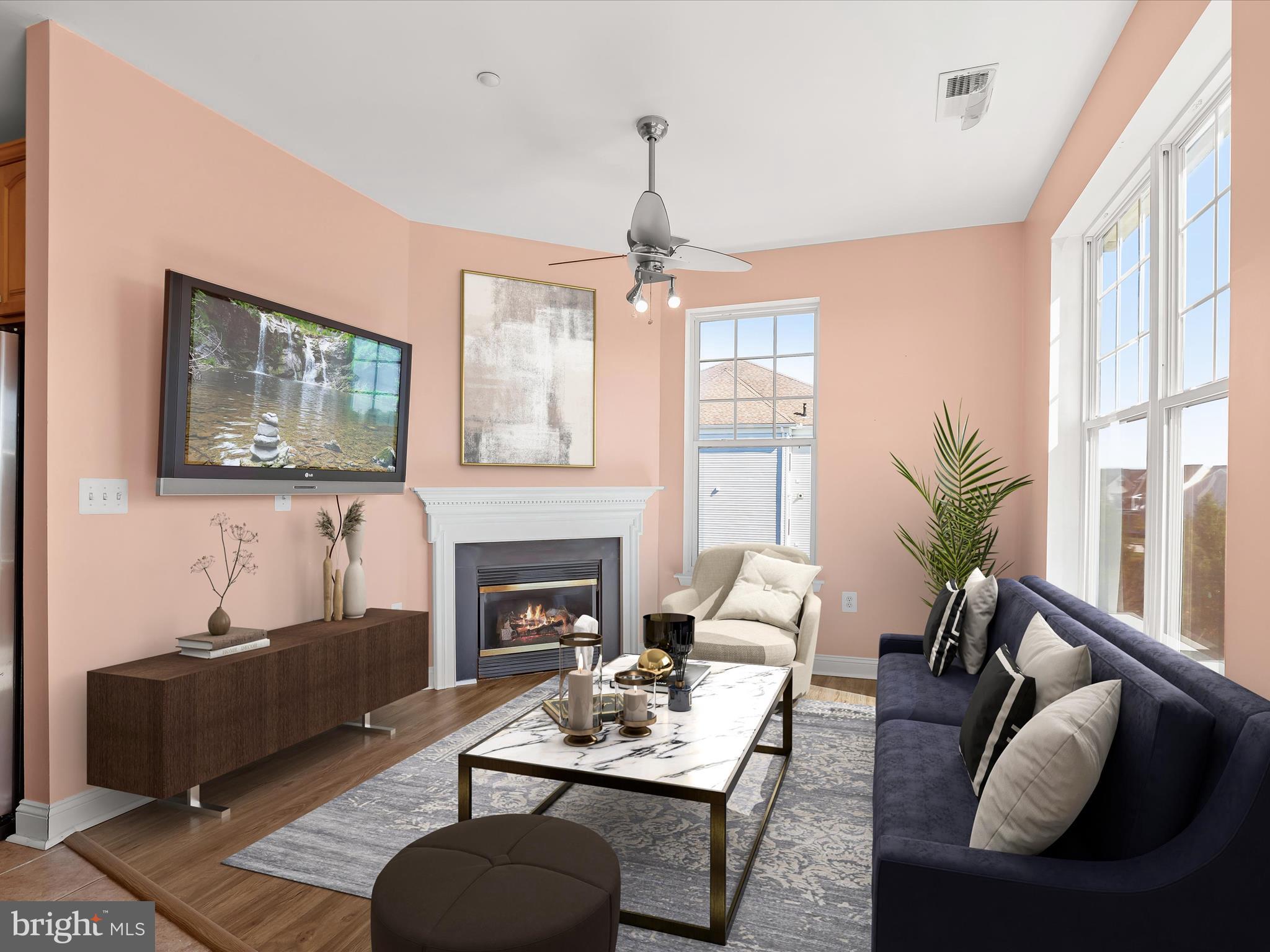 EMERALD HILLS - Residential