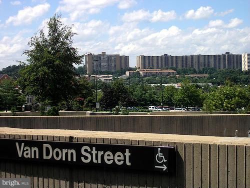 PARKSIDE AT ALEXANDRIA - Residential