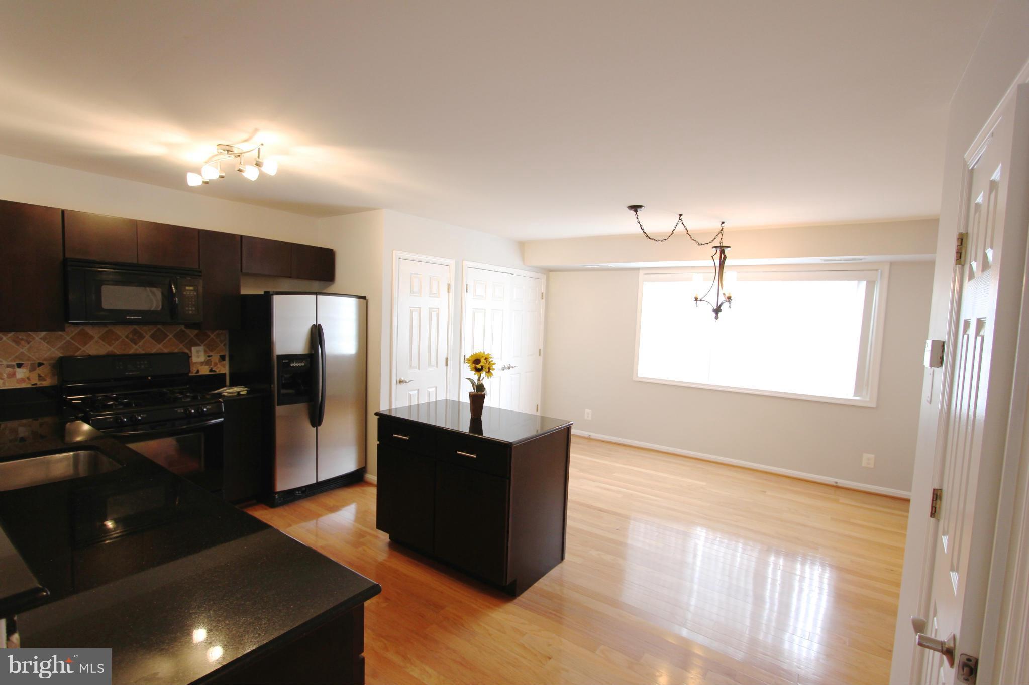 PARKSIDE AT ALEXANDRIA - Residential