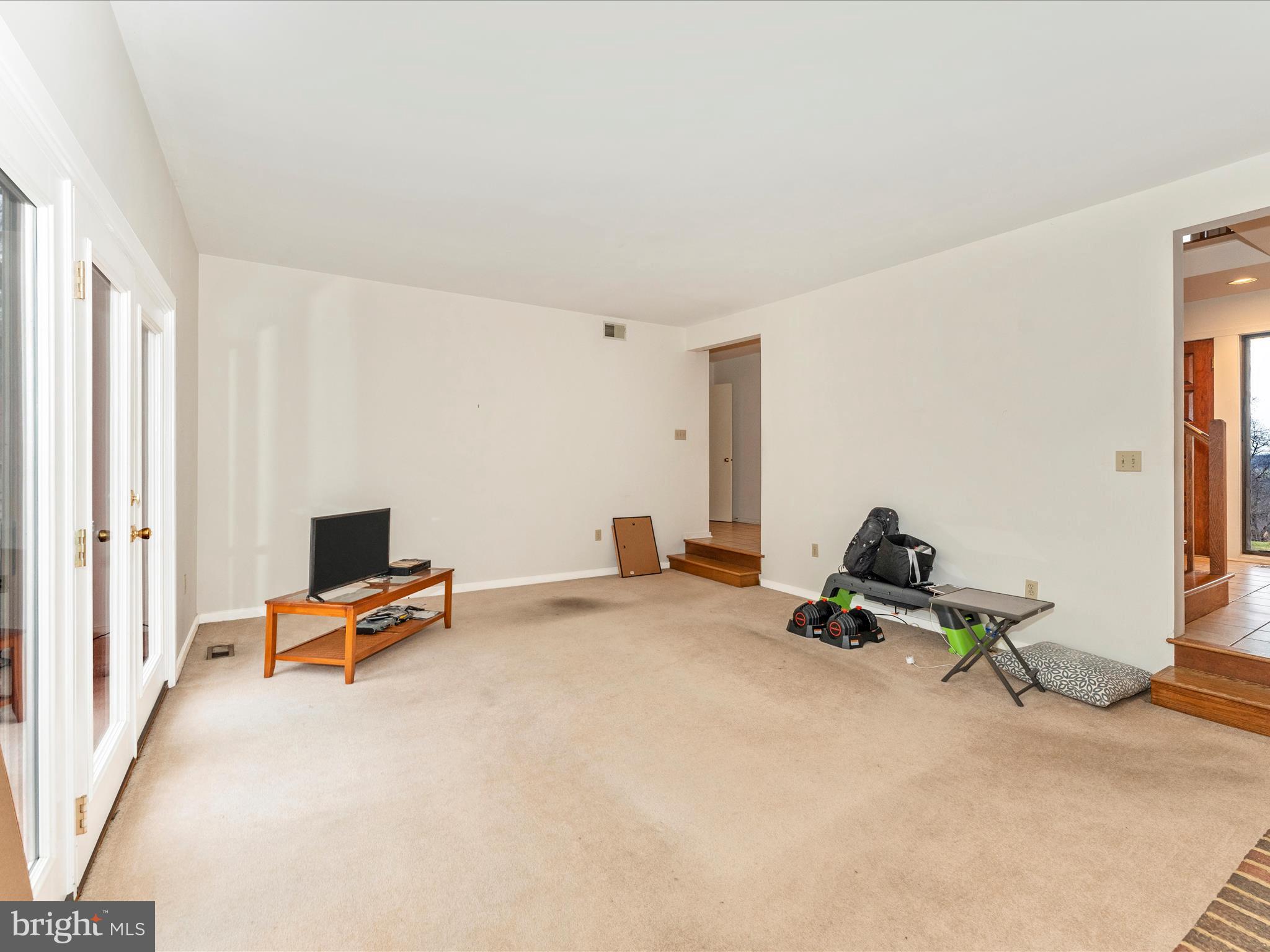 CREST VALLEY - Residential