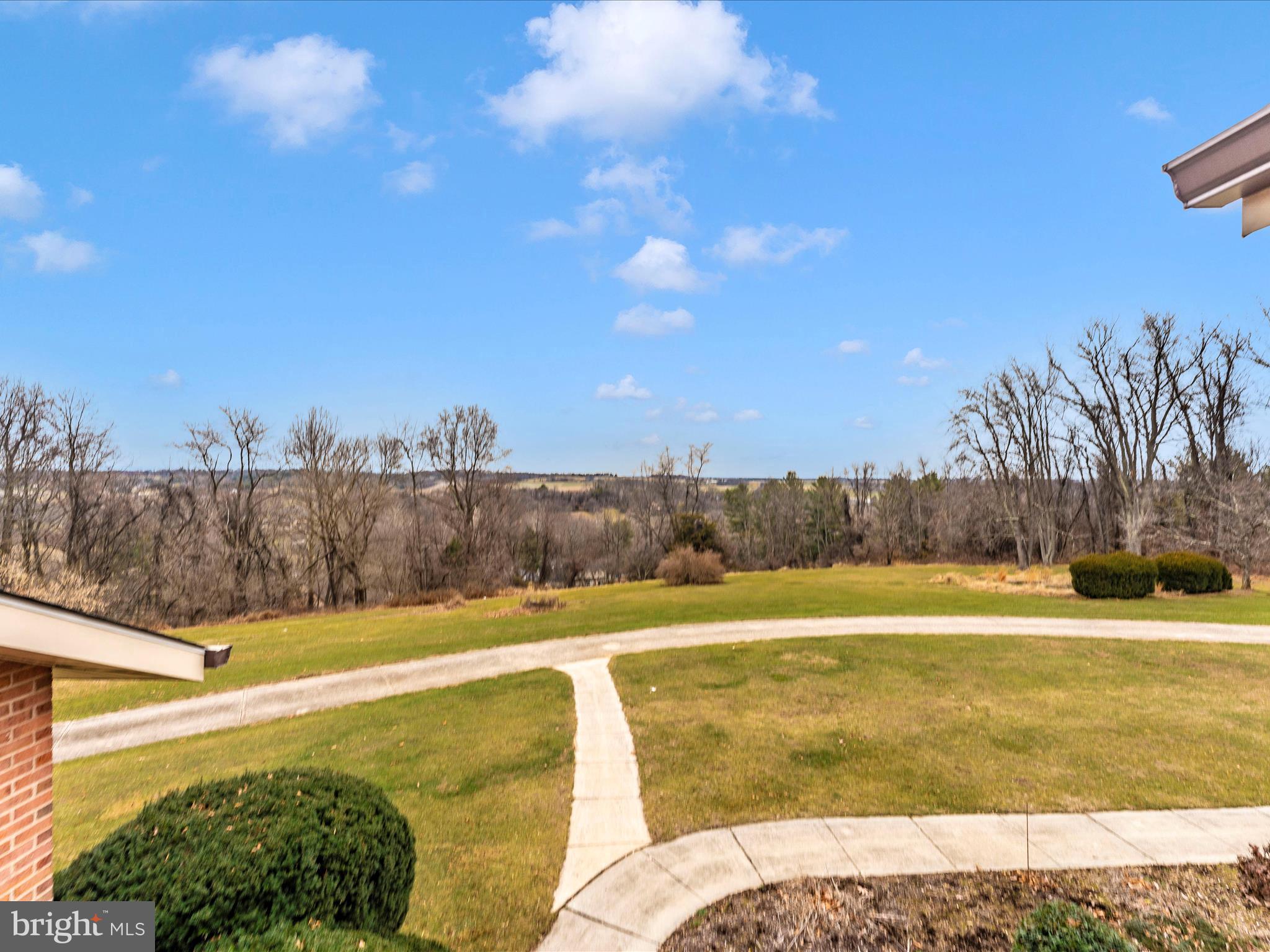 CREST VALLEY - Residential