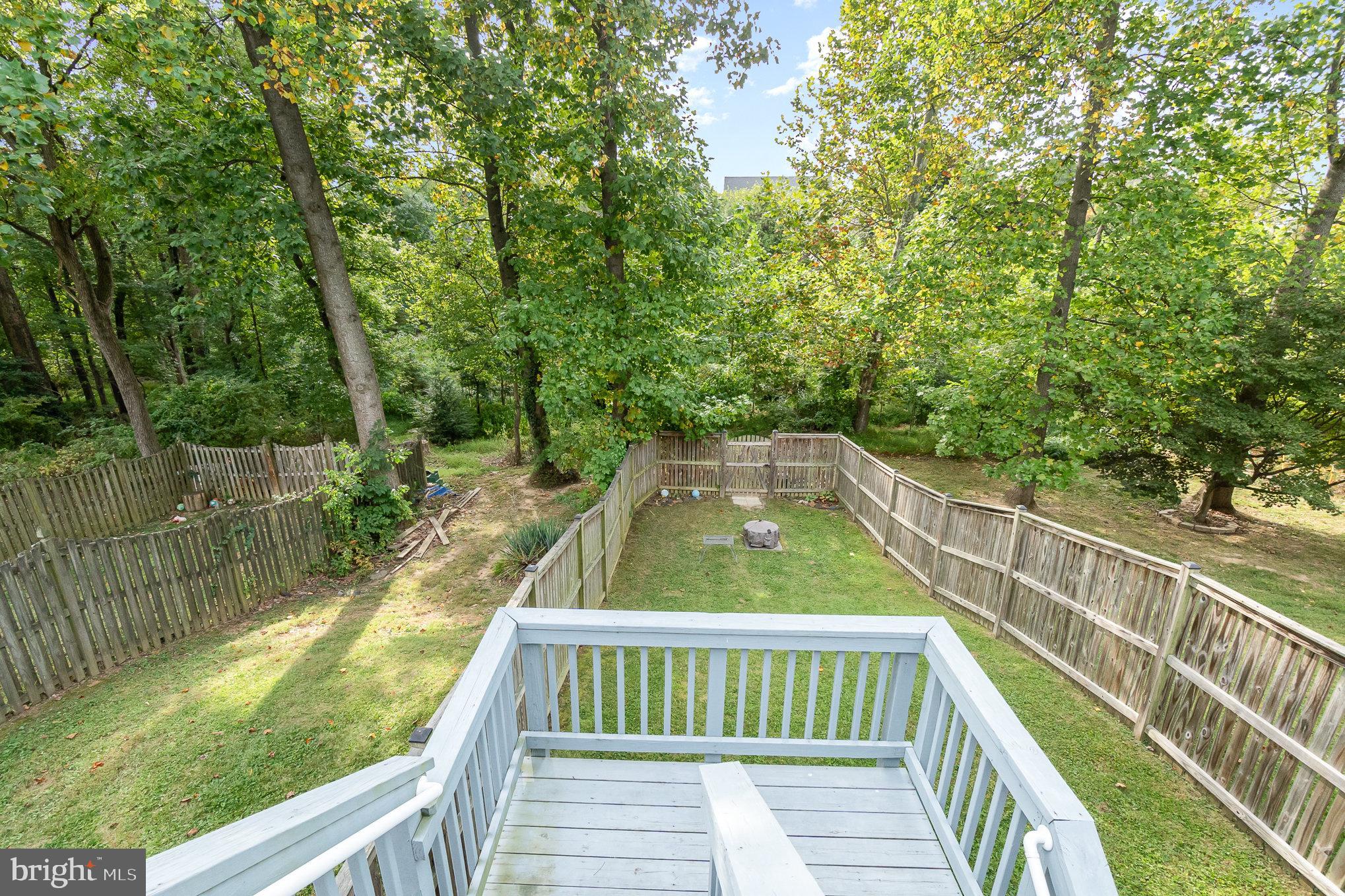 COUNTRY WALK - Residential