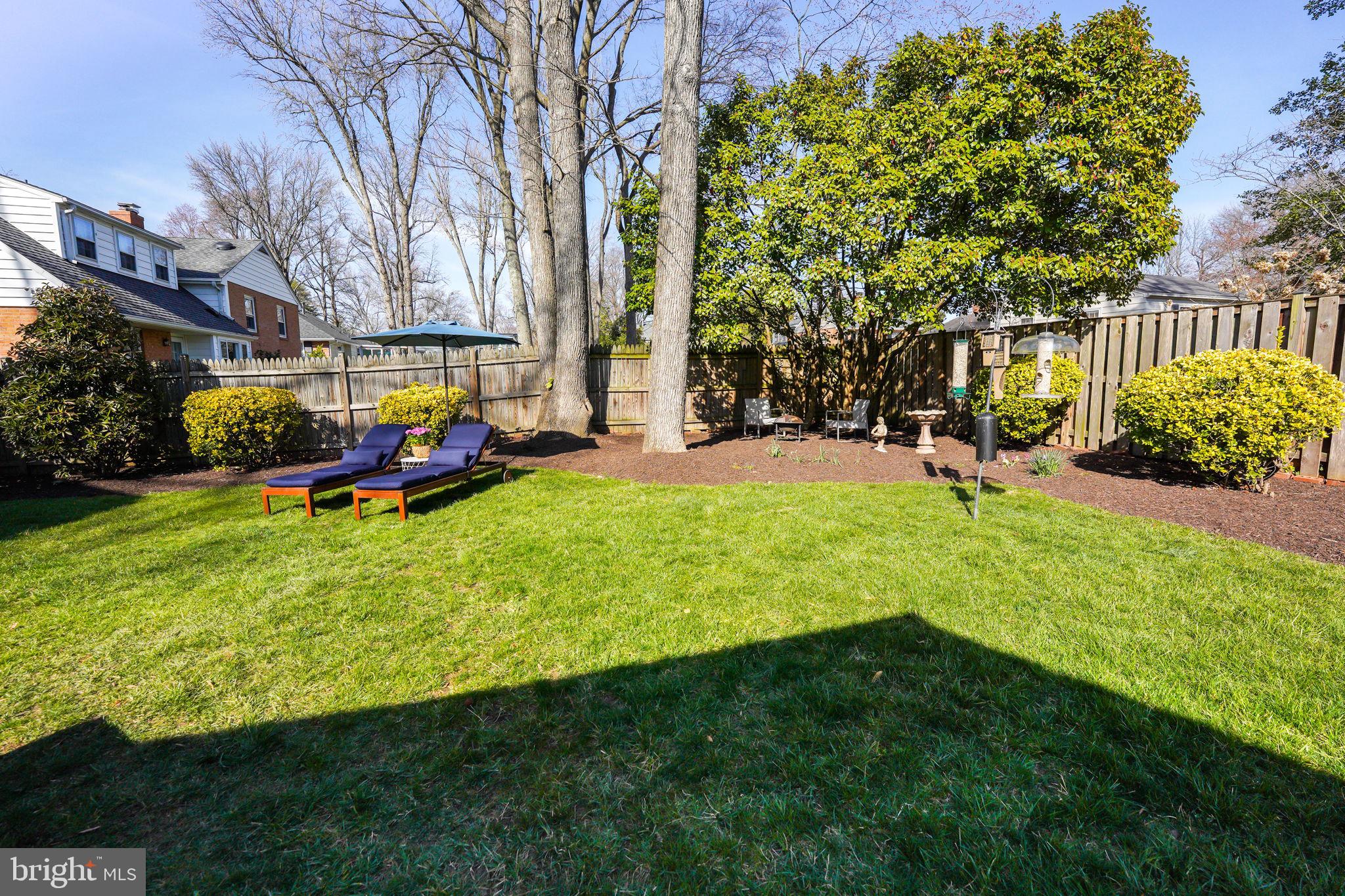 RIVERSIDE GARDENS - Residential