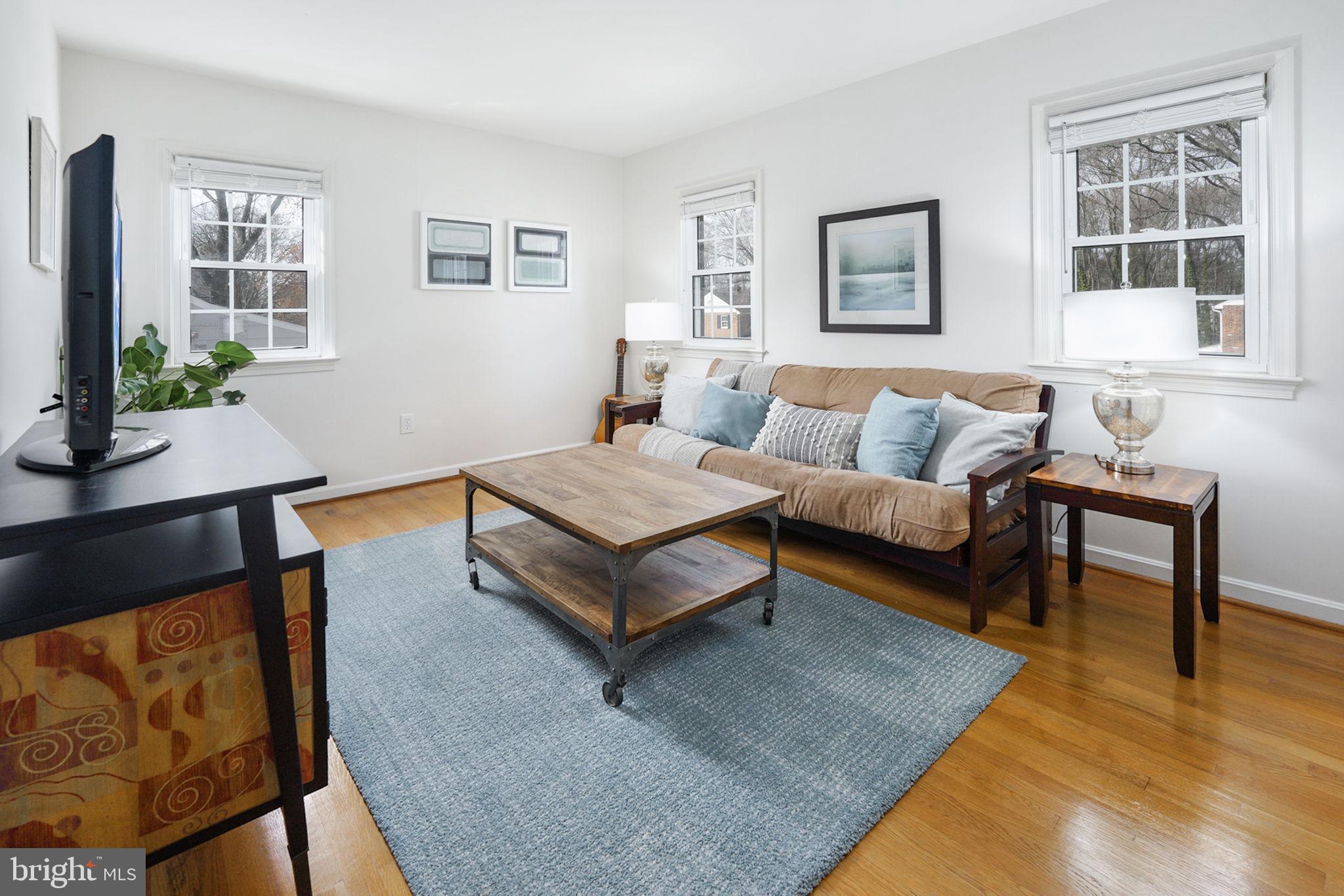 RIVERSIDE GARDENS - Residential