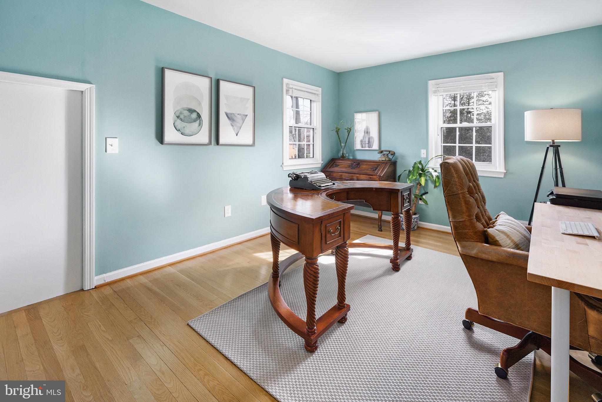 RIVERSIDE GARDENS - Residential