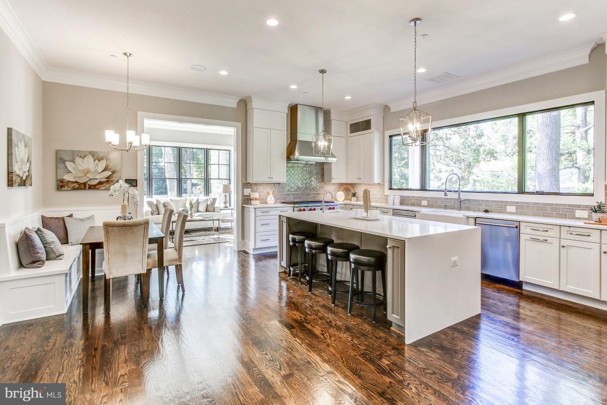 KENWOOD PARK - Residential