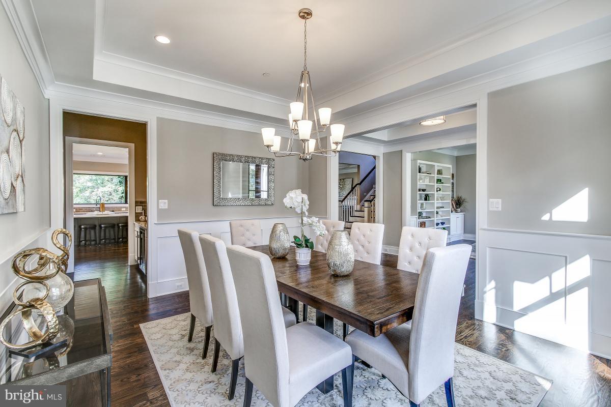 KENWOOD PARK - Residential