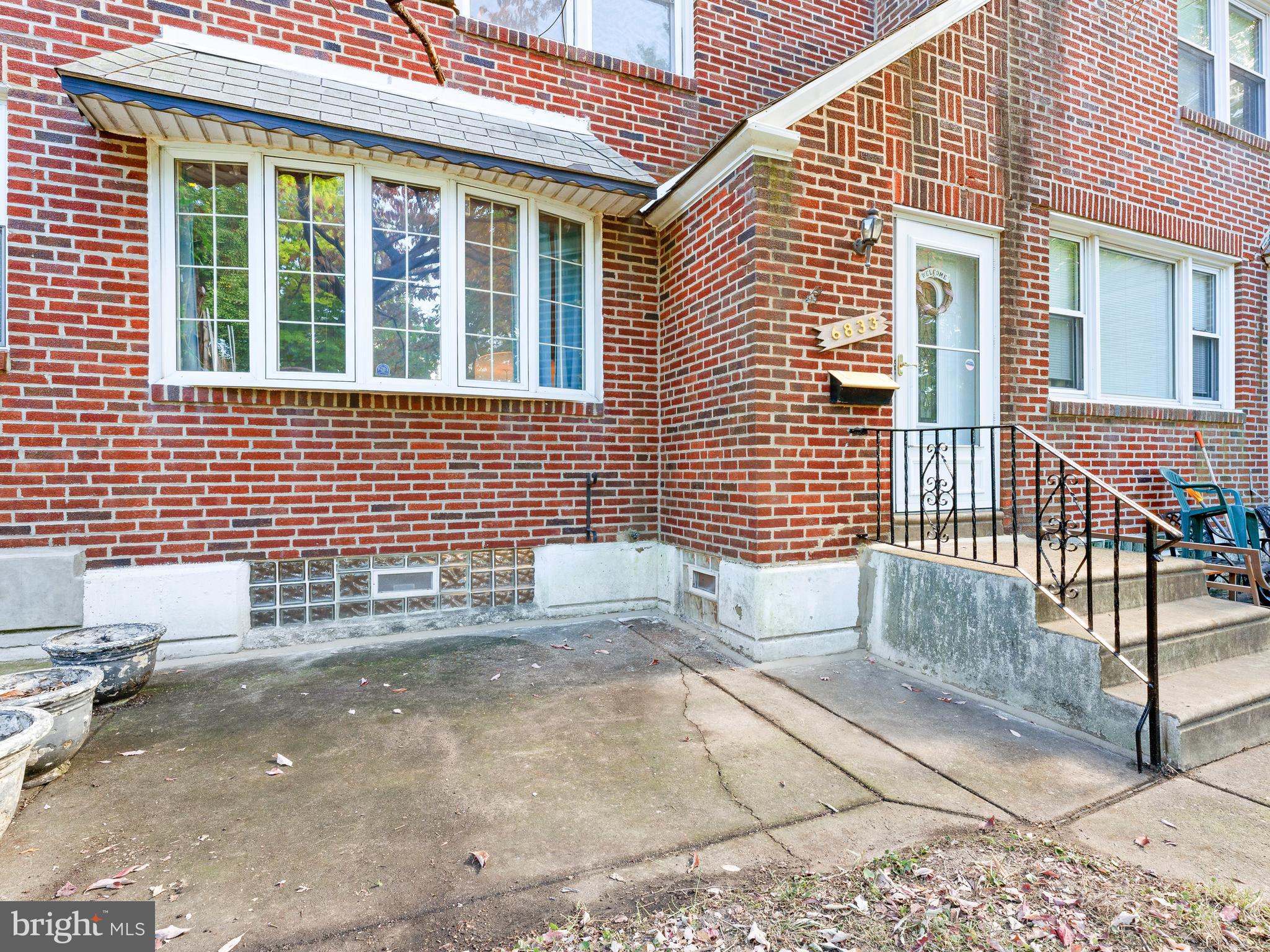 This property is very spacious at 1,368 square feet and has 3 bedrooms, 2 FULL baths and a 1/2 bath in the well known section of Mayfair, NE Philly . The airlite features an 18ft wide living area, dining room and eat in kitchen. Perfect option to create an open concept with breaking through the kitchen and dining room. The upstairs has 3 nice size bedrooms with the main bedroom having its own full private bath. The lower level has a great basement with a half bath. This can serve as additional living space, at home office, playroom for children or a craft room. It leads to a separate laundry area and rear entrance plus garage and driveway parking 2 cars can fit. The home features central air and forced hot air heating and a 36 inch cooking range
The home is between Knorr and Longshore Avenues and is close to public transportation, 2 shopping centers in walking distance, and schools. Major roadways are Rt.1 and I95, also easy route to the Betsy Ross Bridge to NJ.