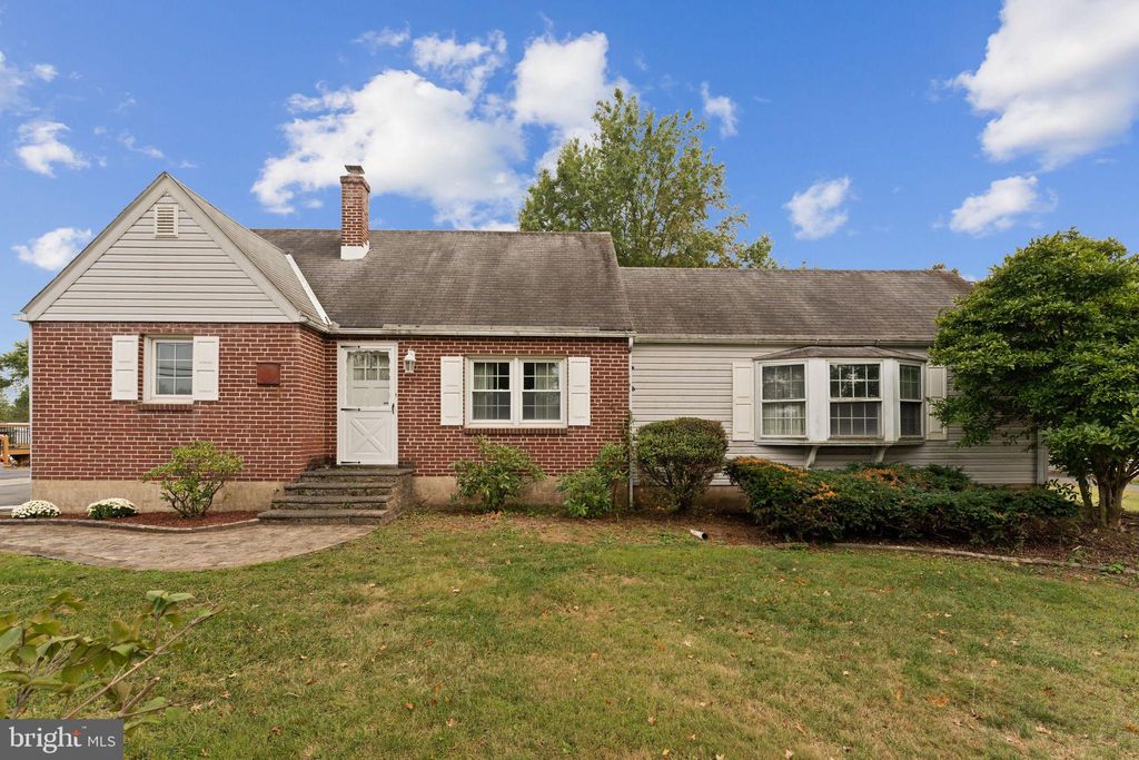 Photo of 108 Jackson Road, GILBERTSVILLE, PA 19525 (MLS # PAMC2156626)