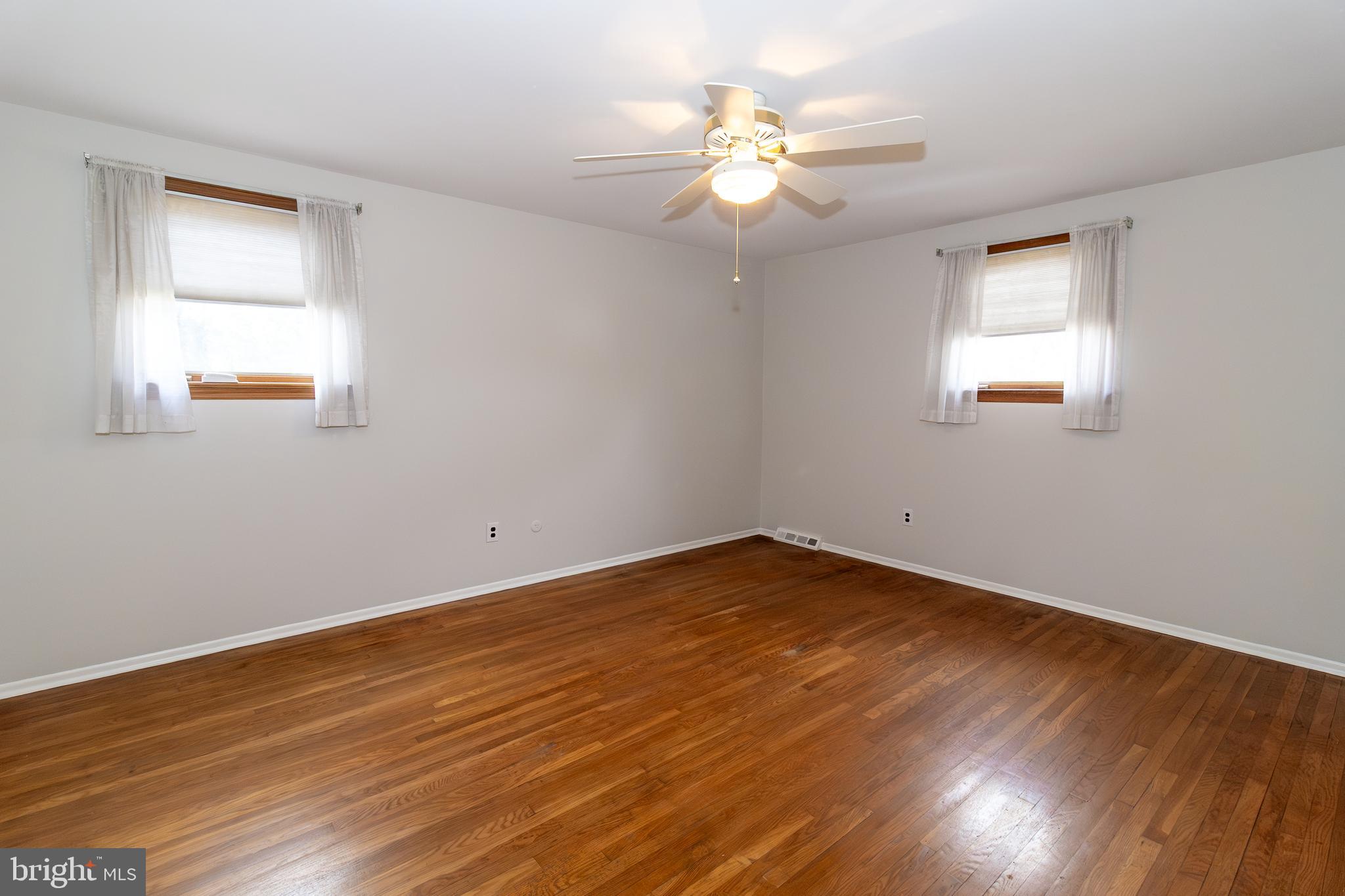 WINDSOR - Residential