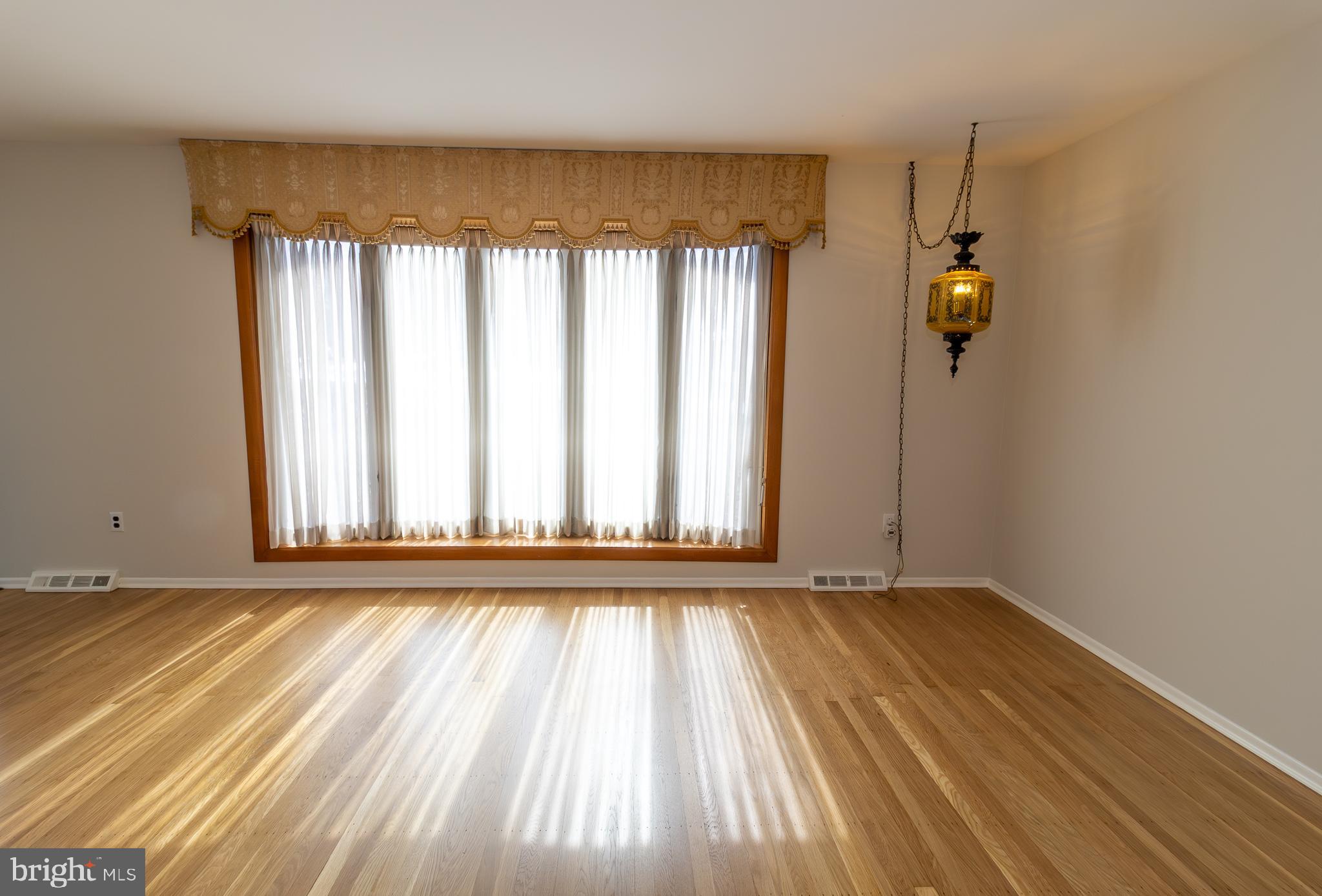 WINDSOR - Residential