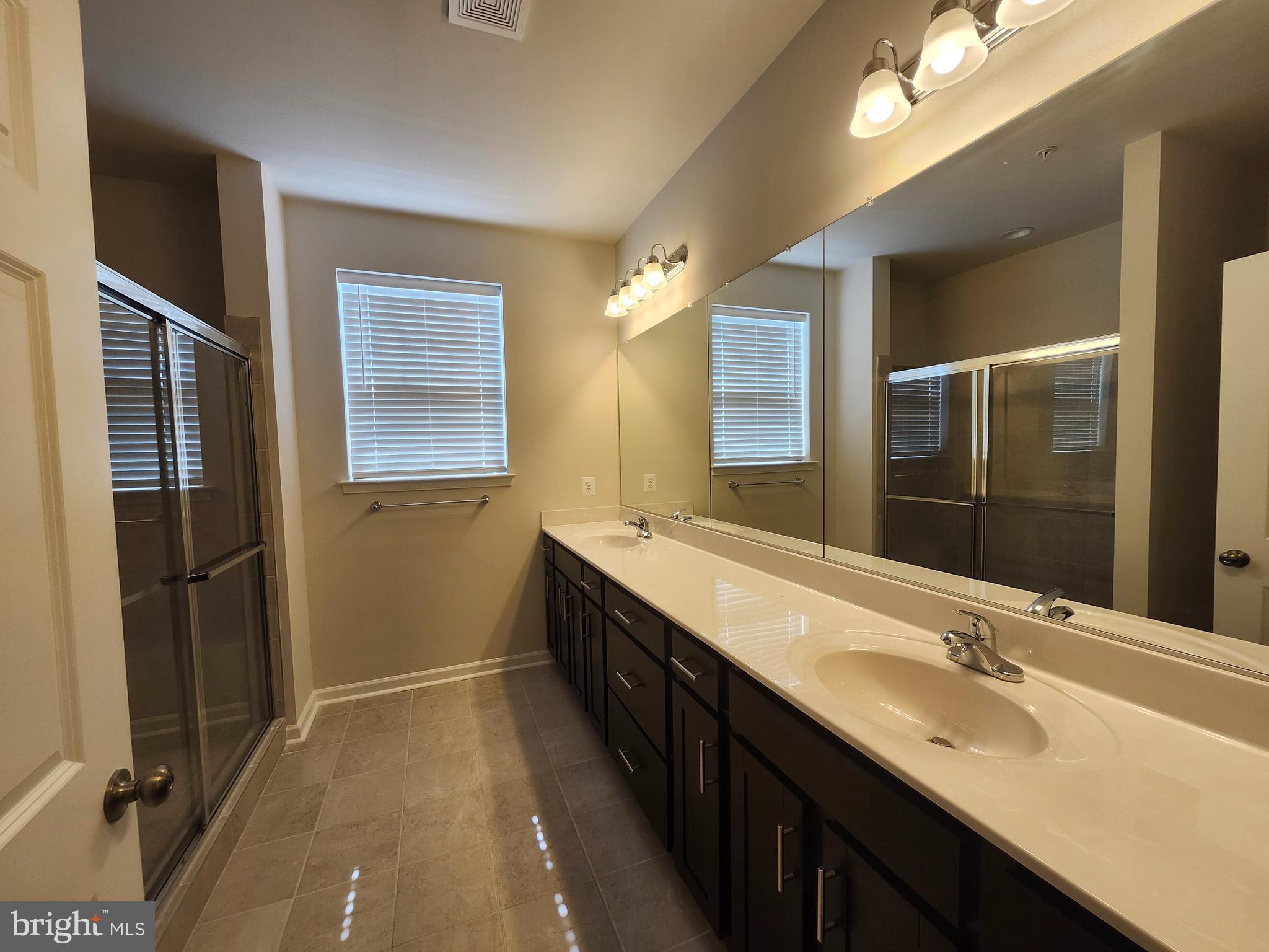 SWAN POINT - Residential