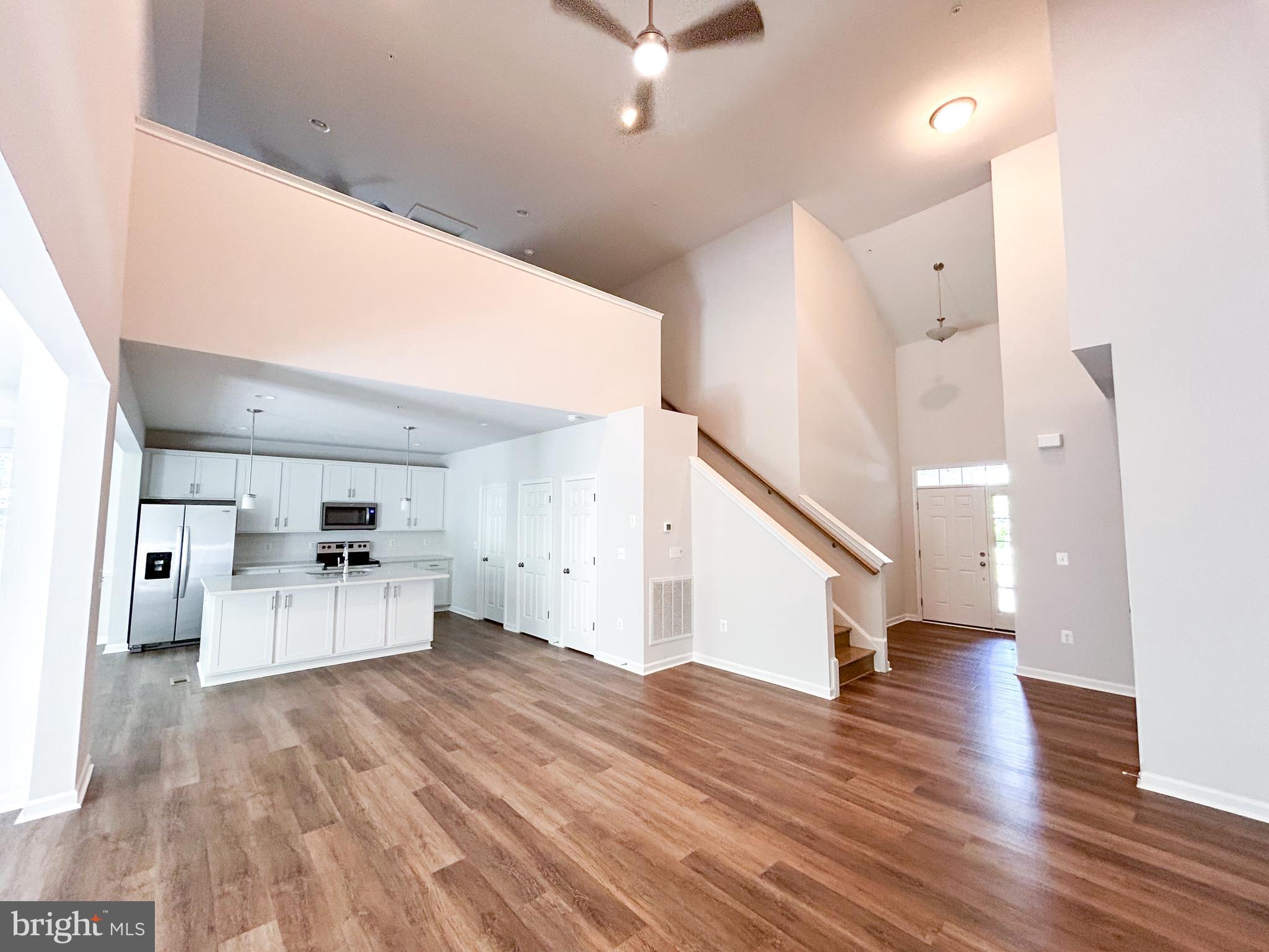 SWAN POINT - Residential