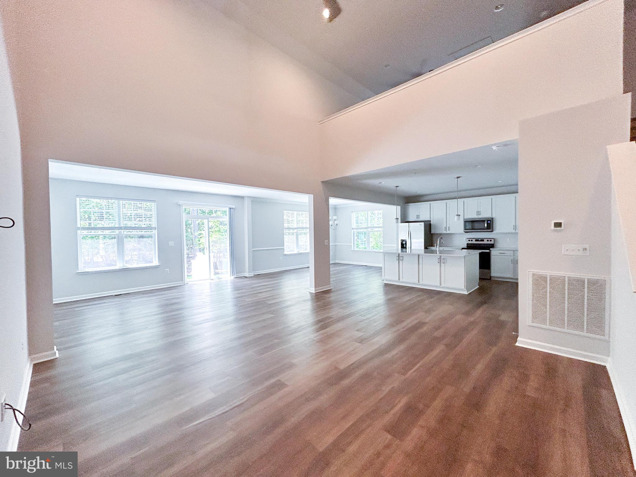 SWAN POINT - Residential