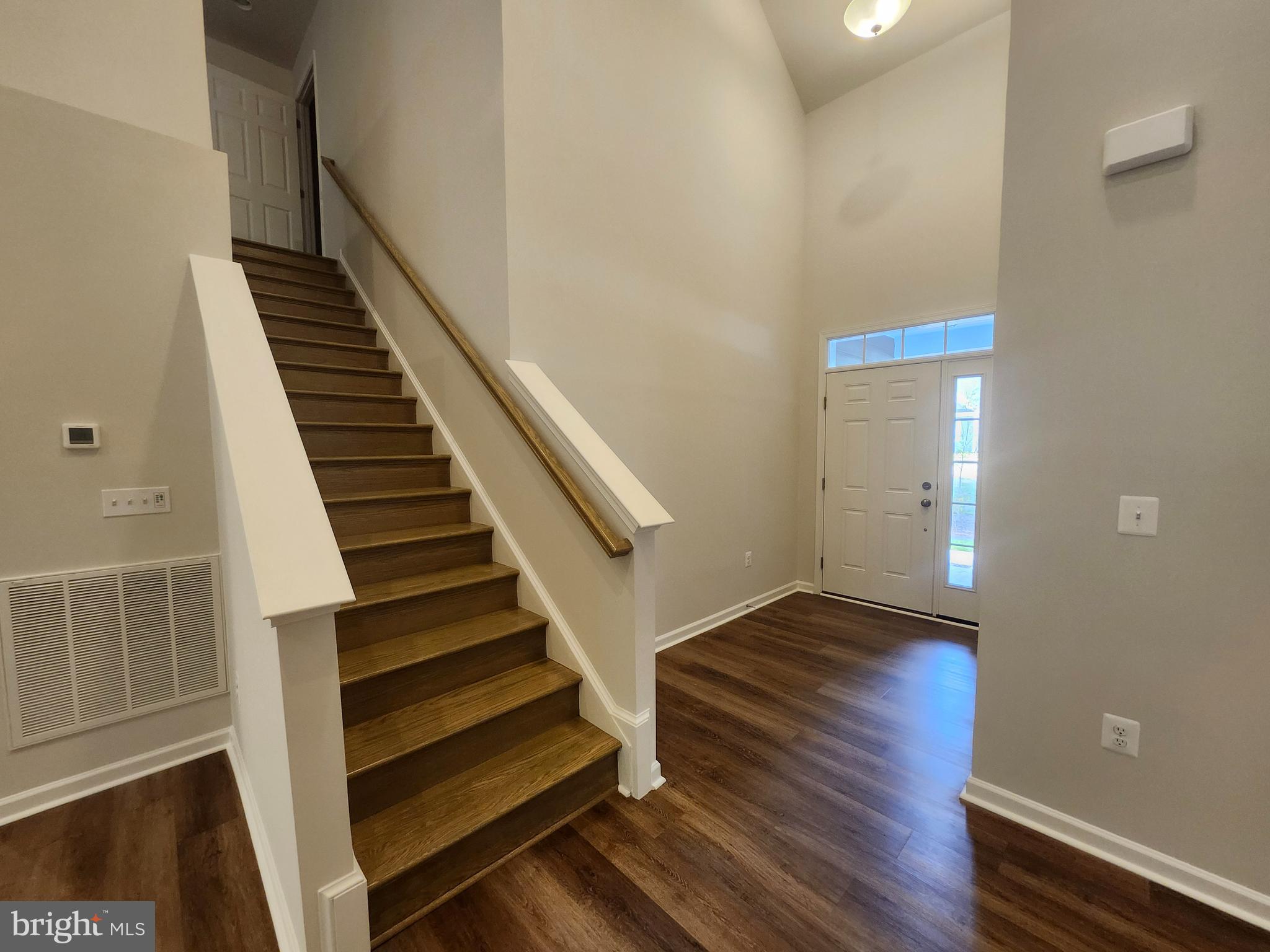 SWAN POINT - Residential