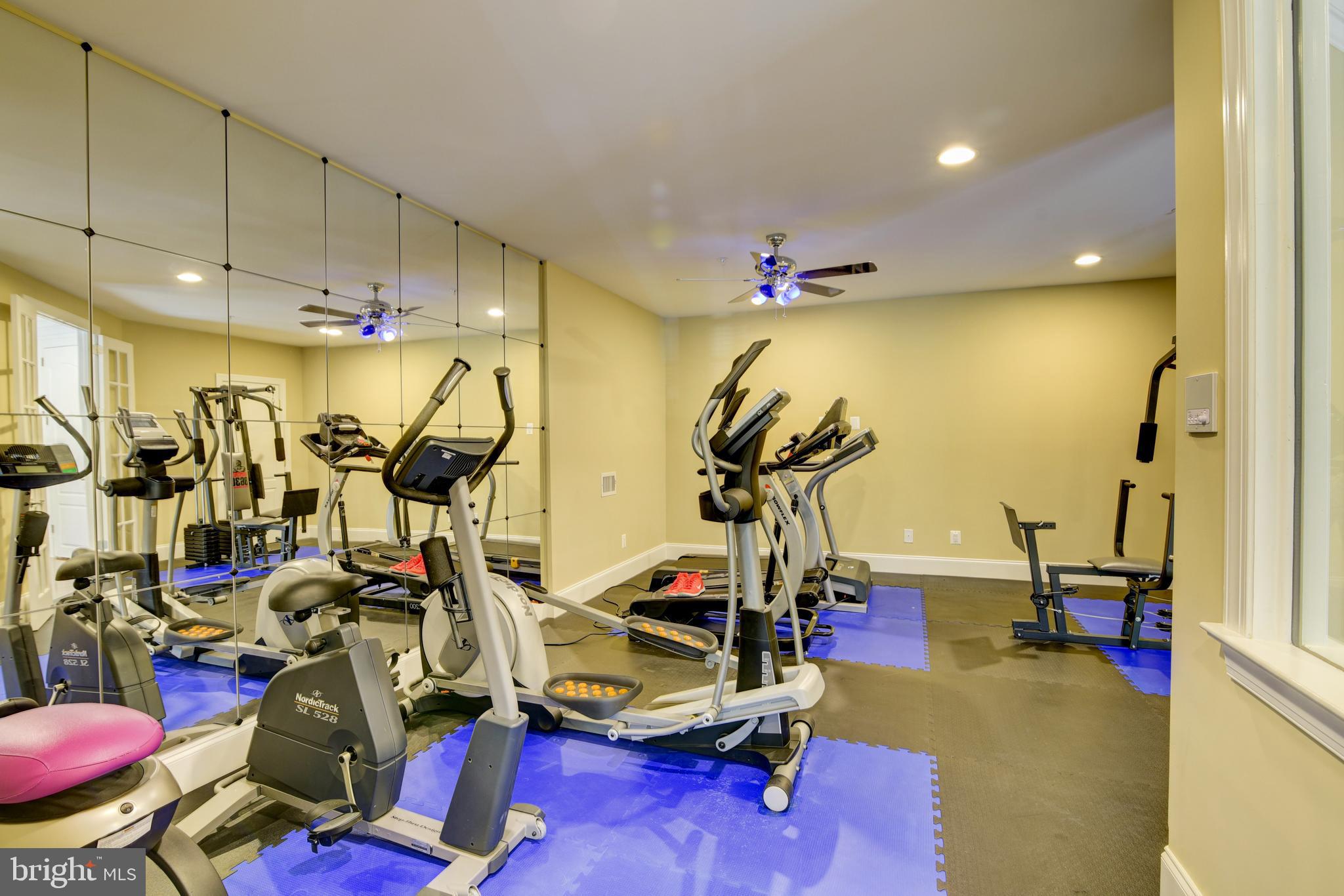 WINDSONG WEST - Residential