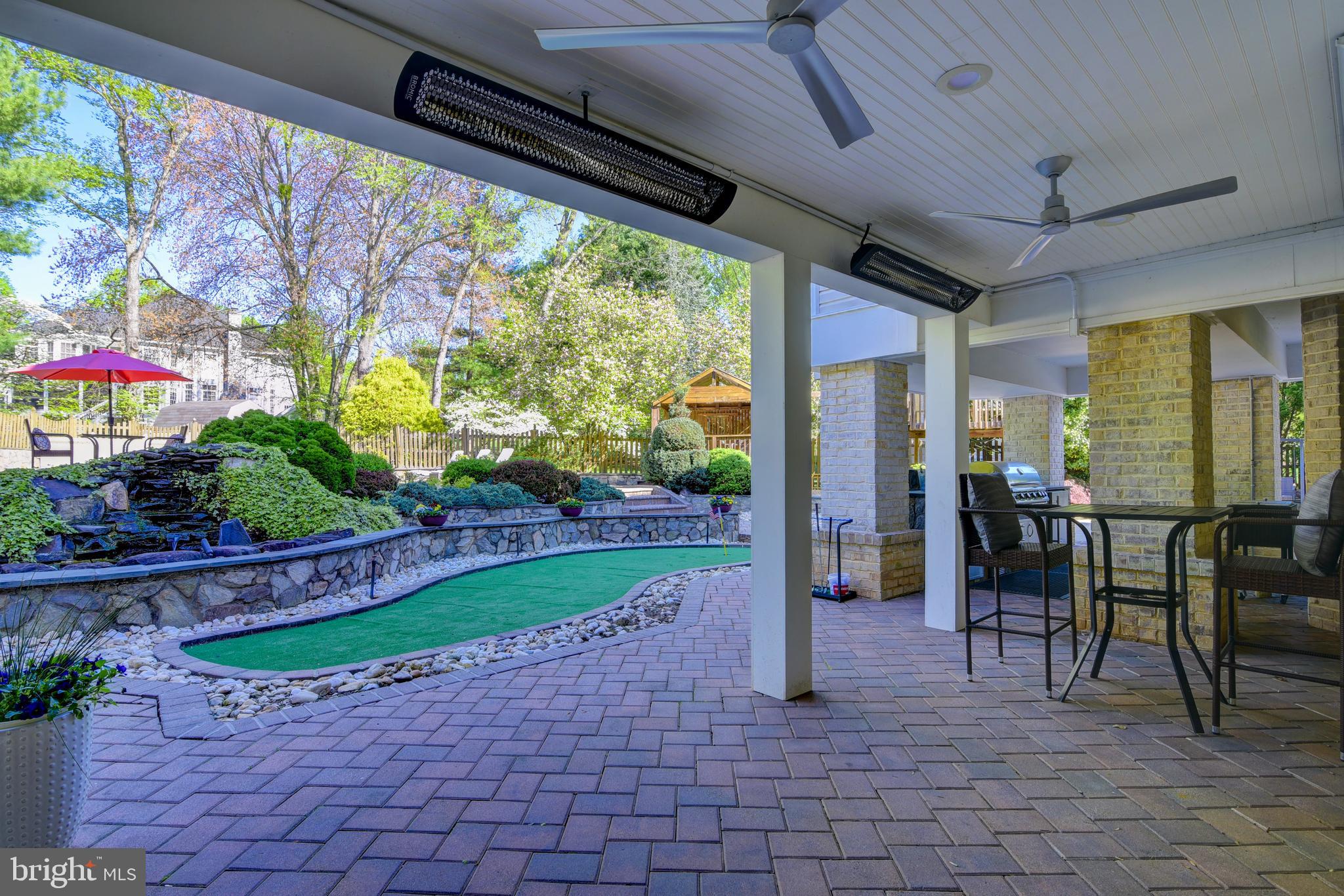 WINDSONG WEST - Residential