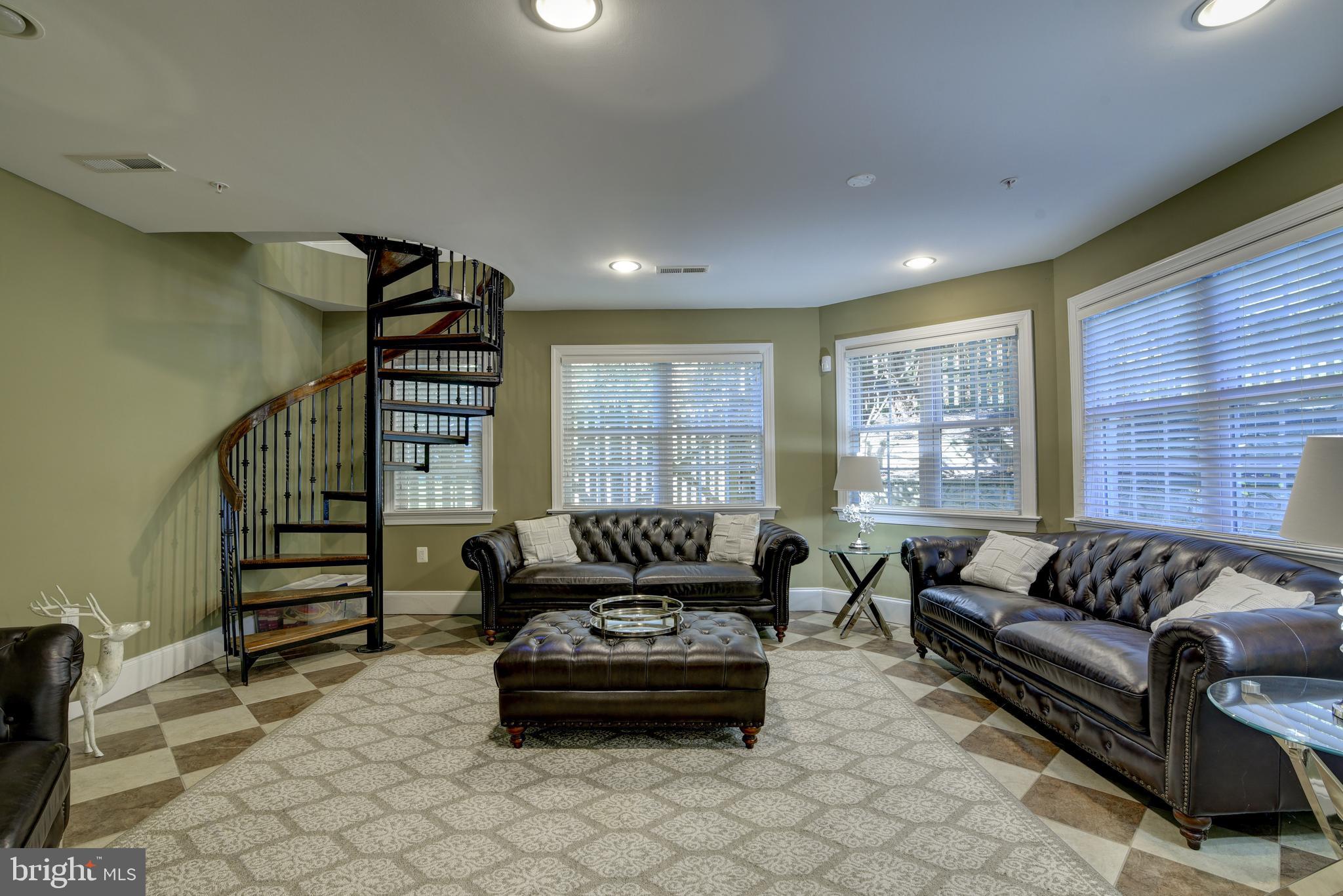 WINDSONG WEST - Residential