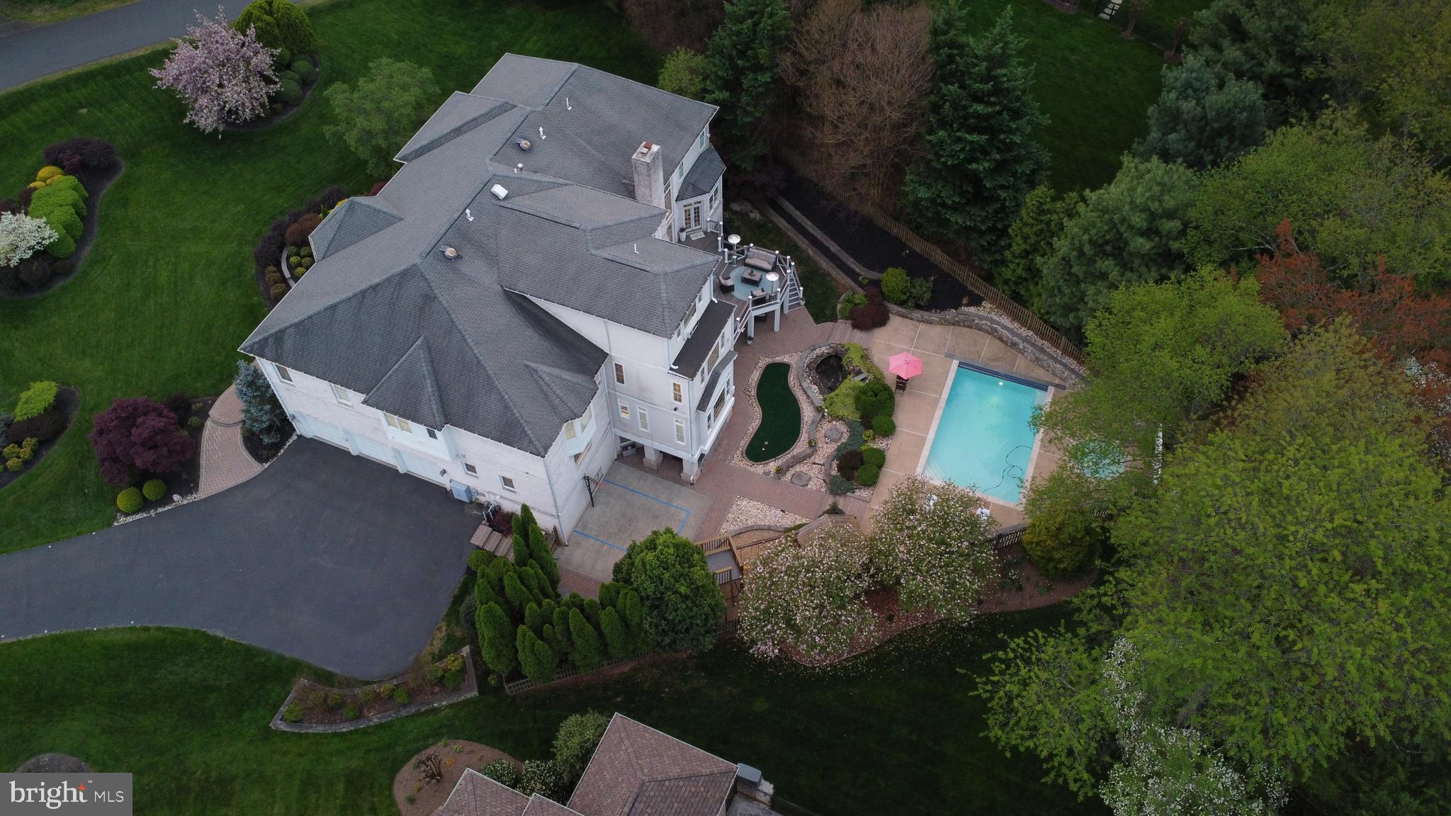 WINDSONG WEST - Residential