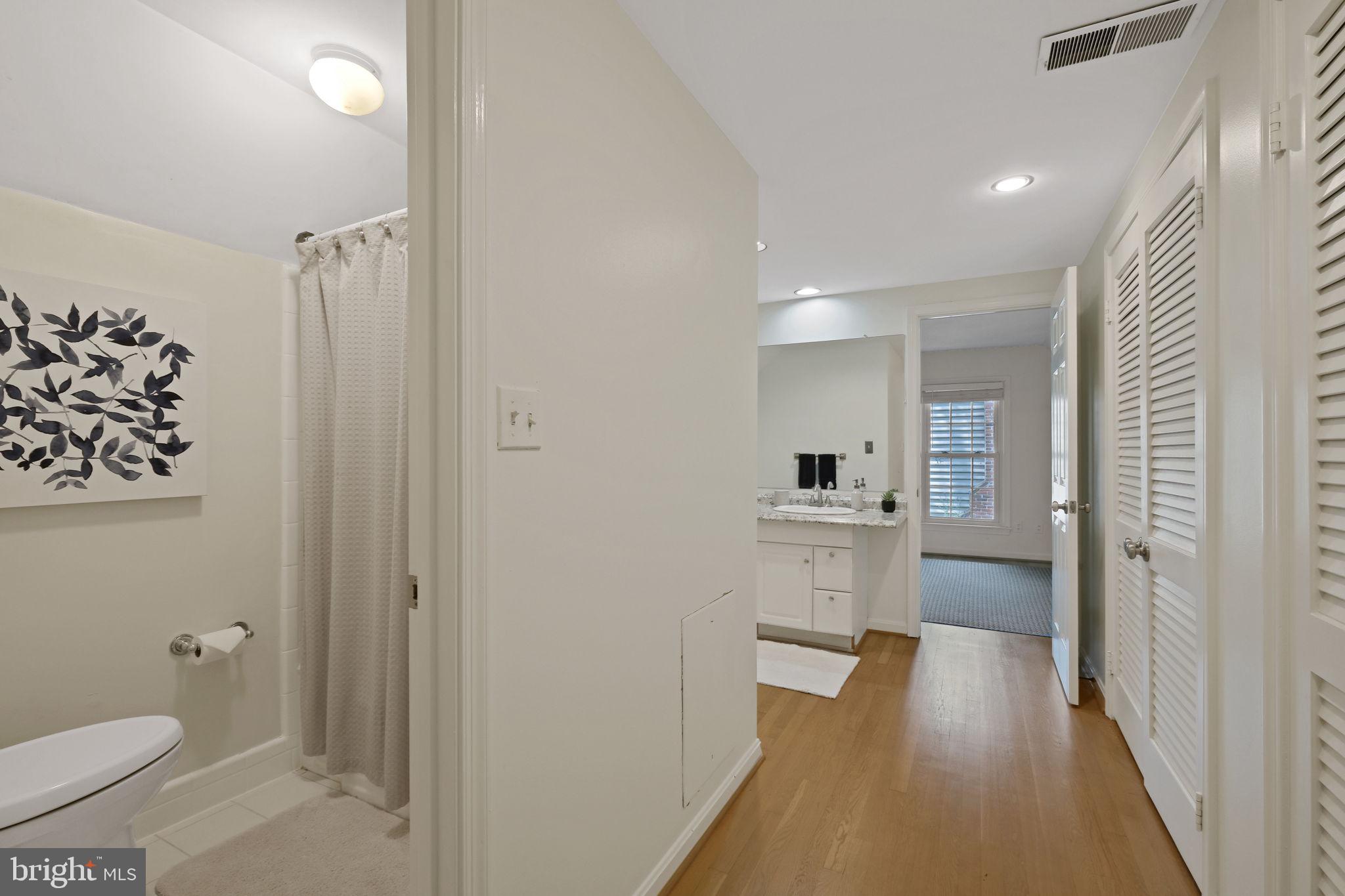 OLD FARM - Residential