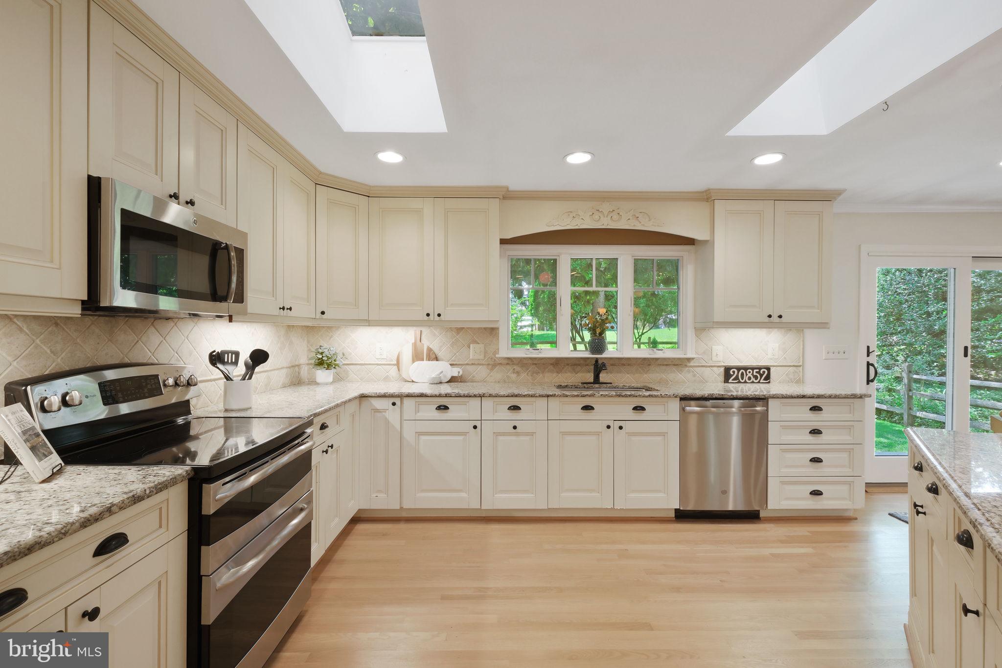 OLD FARM - Residential