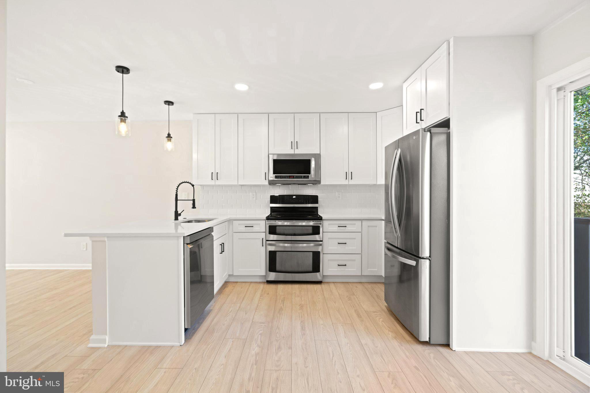 4030 SPRING RUN COURT