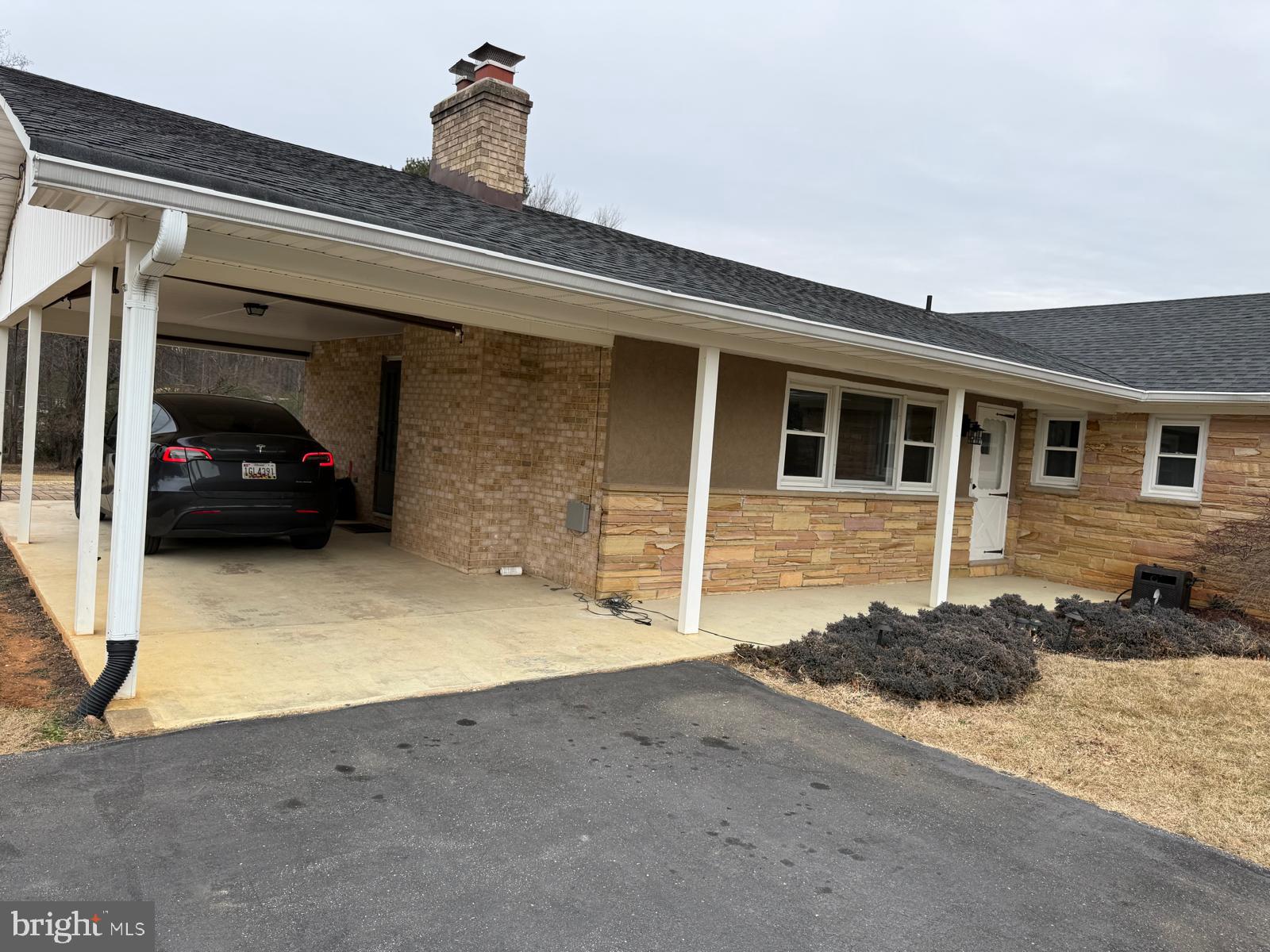 7542 CHERRY TREE DRIVE