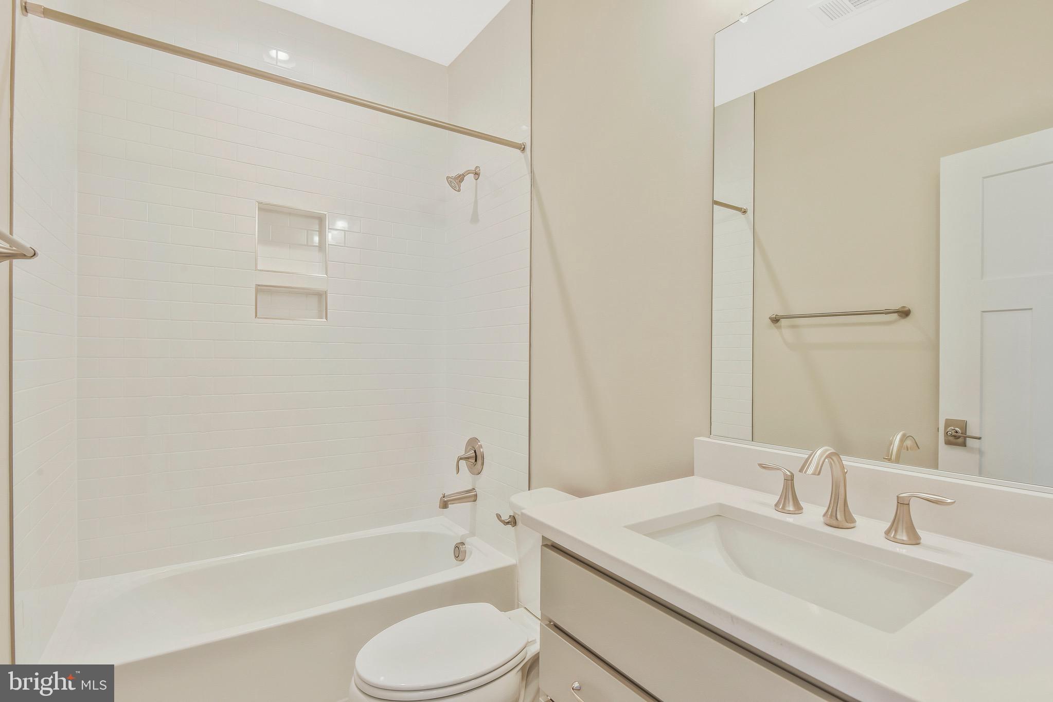 WAKEFIELD FOREST - Residential