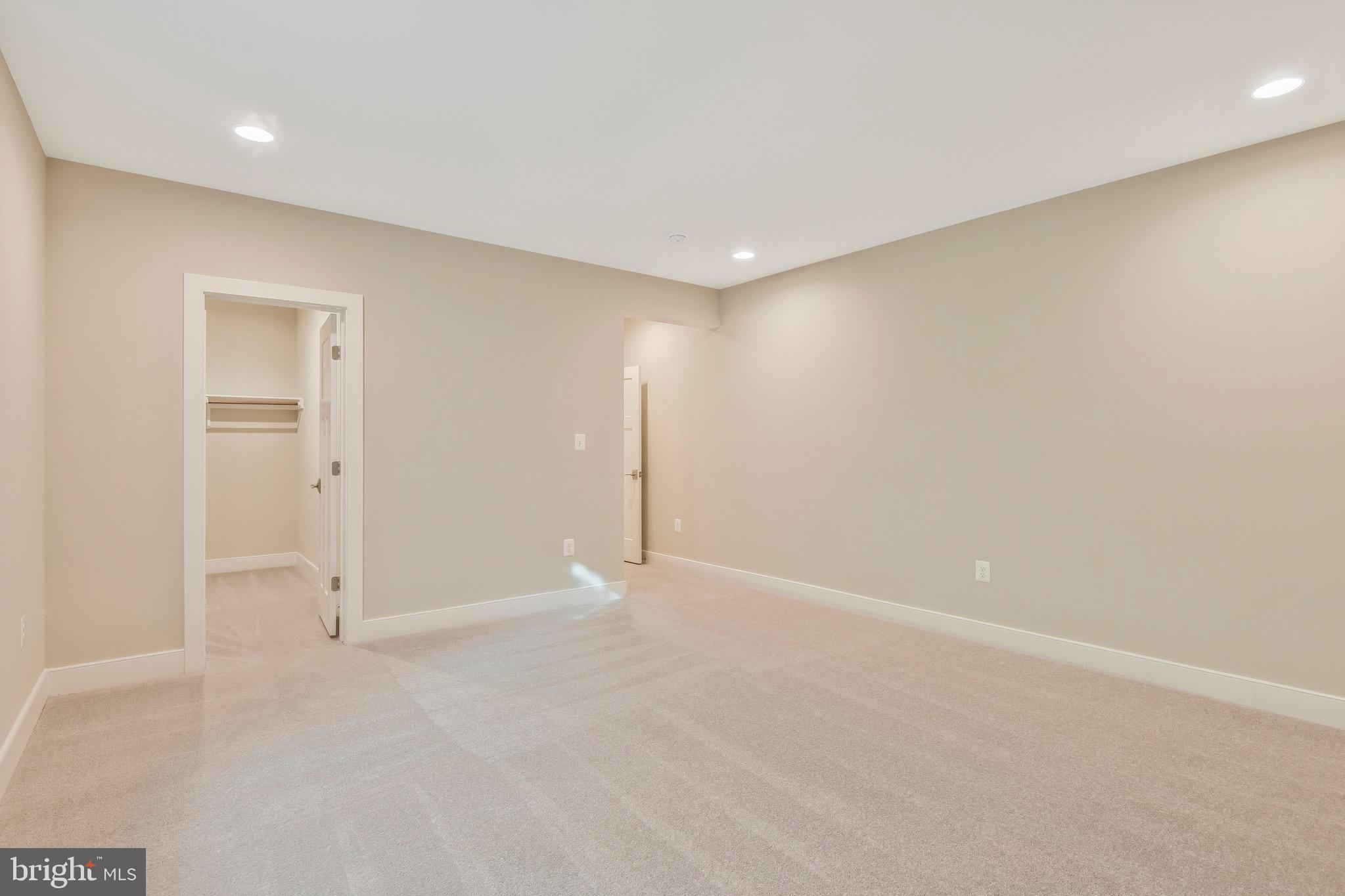 WAKEFIELD FOREST - Residential