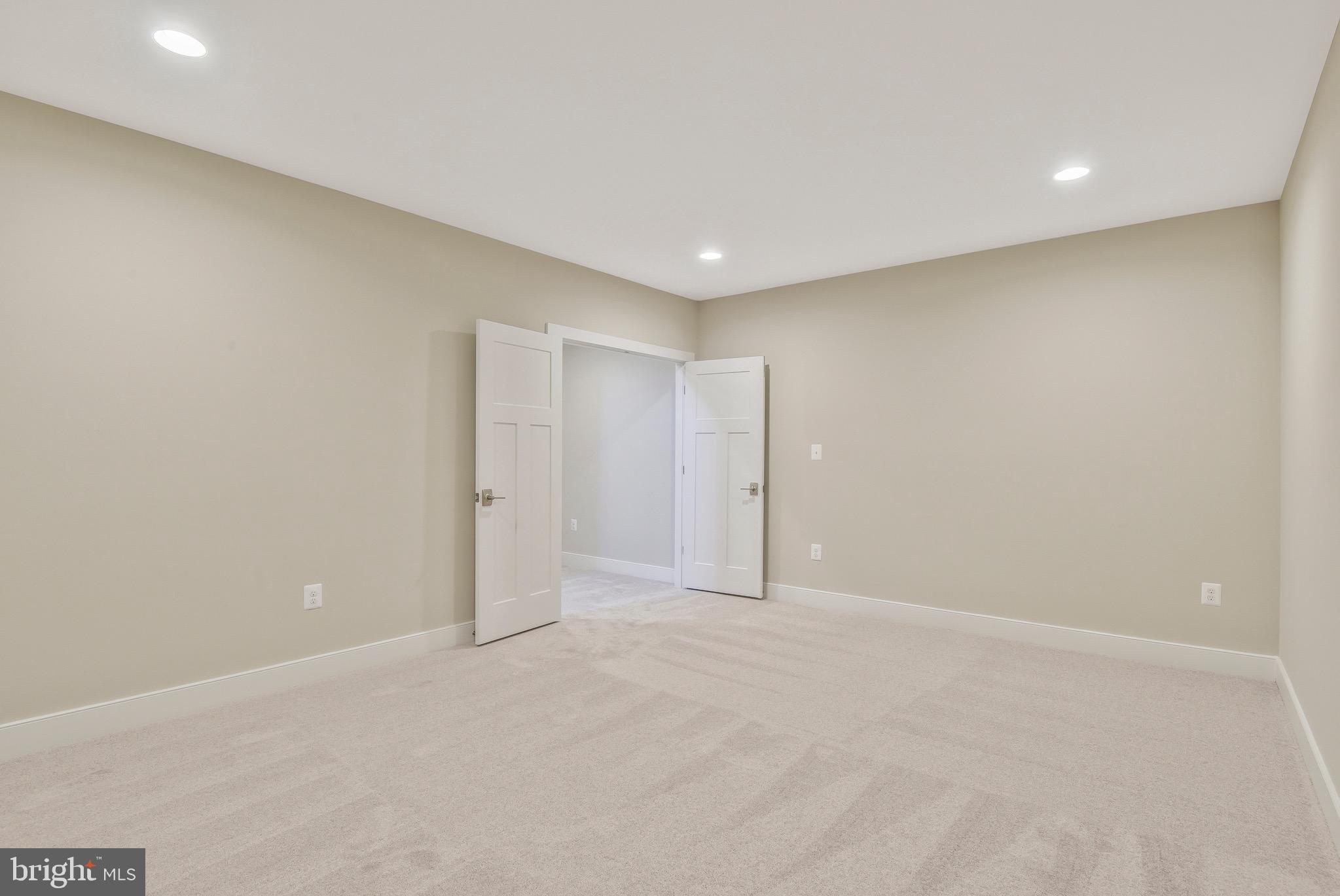 WAKEFIELD FOREST - Residential