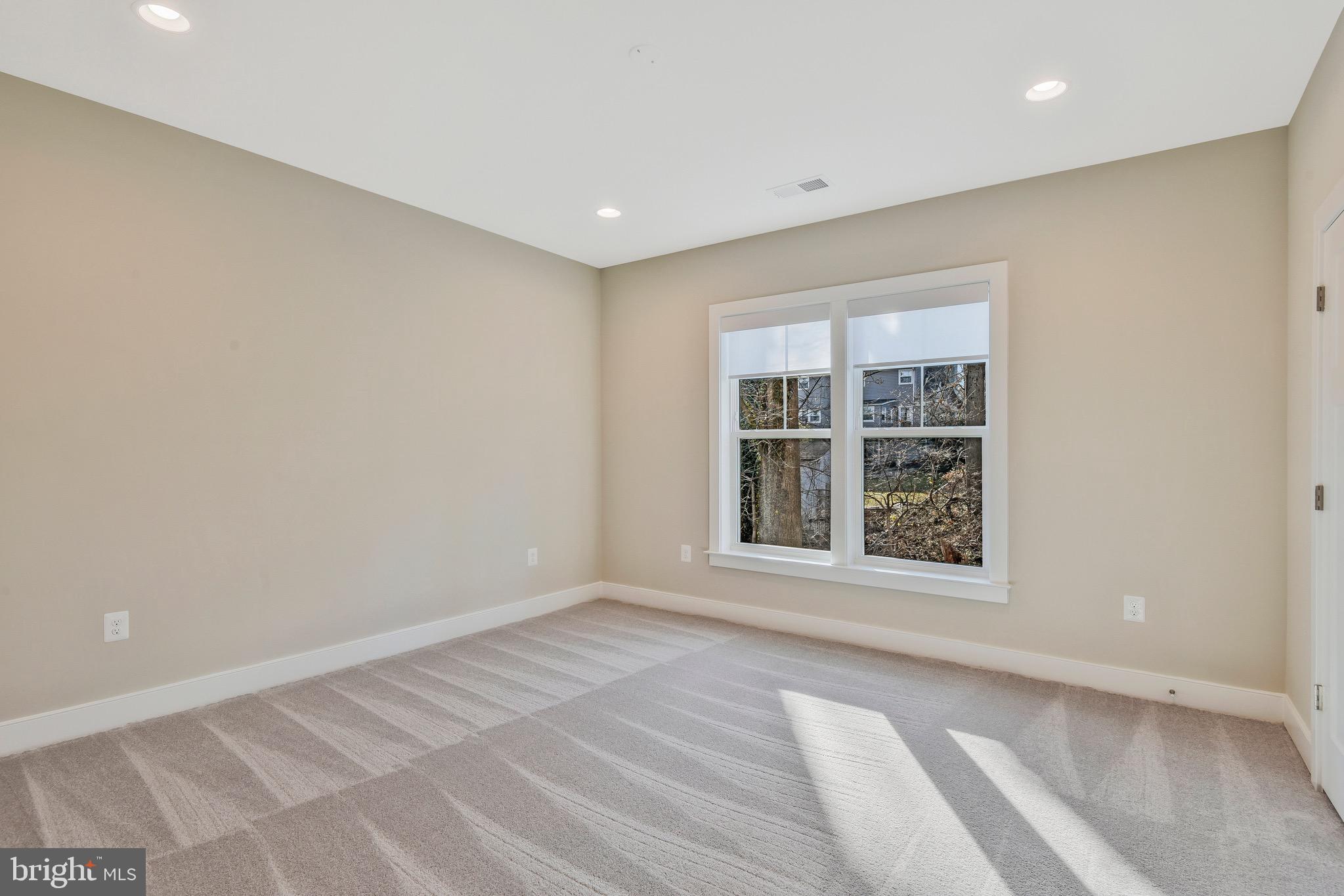 WAKEFIELD FOREST - Residential