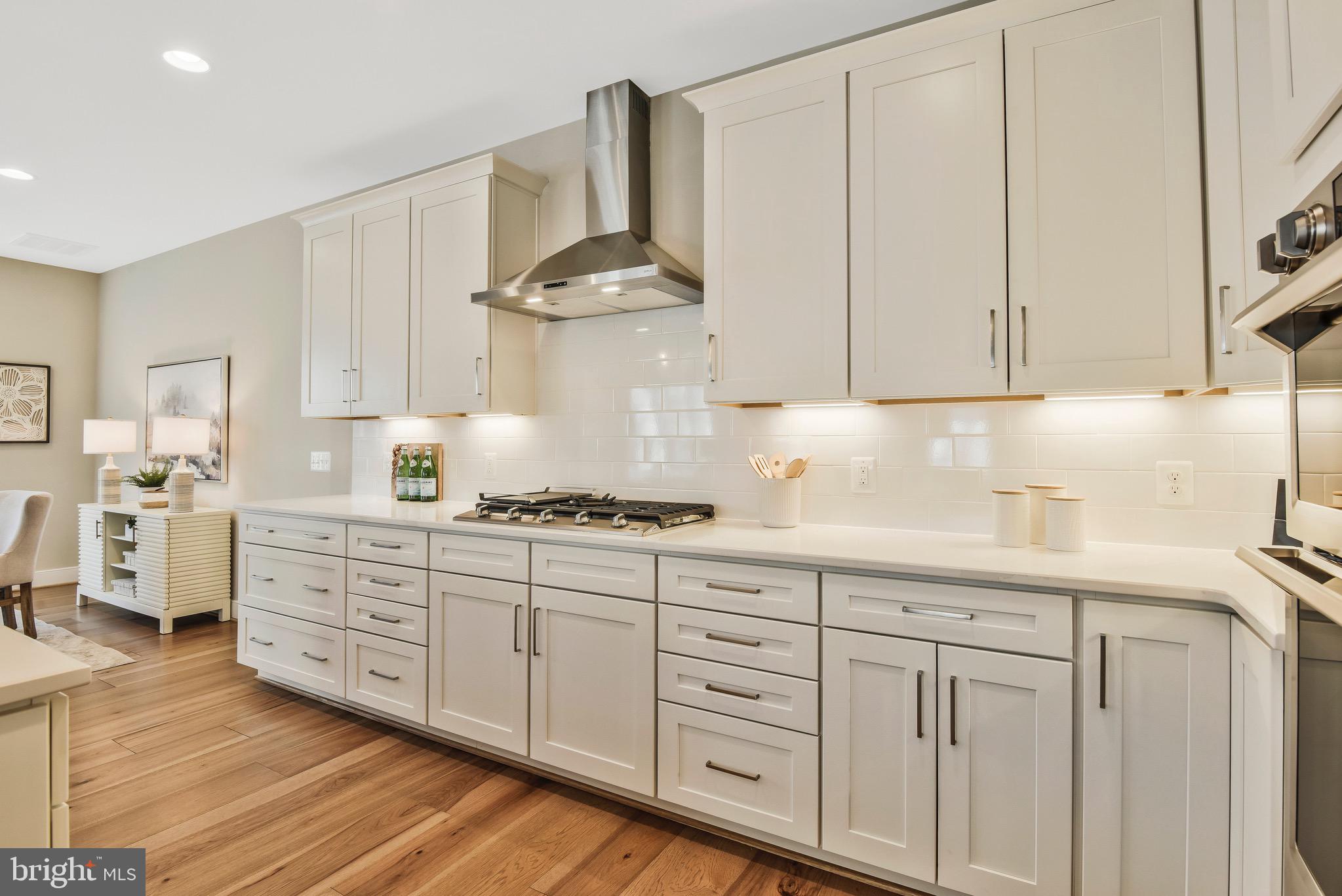 WAKEFIELD FOREST - Residential