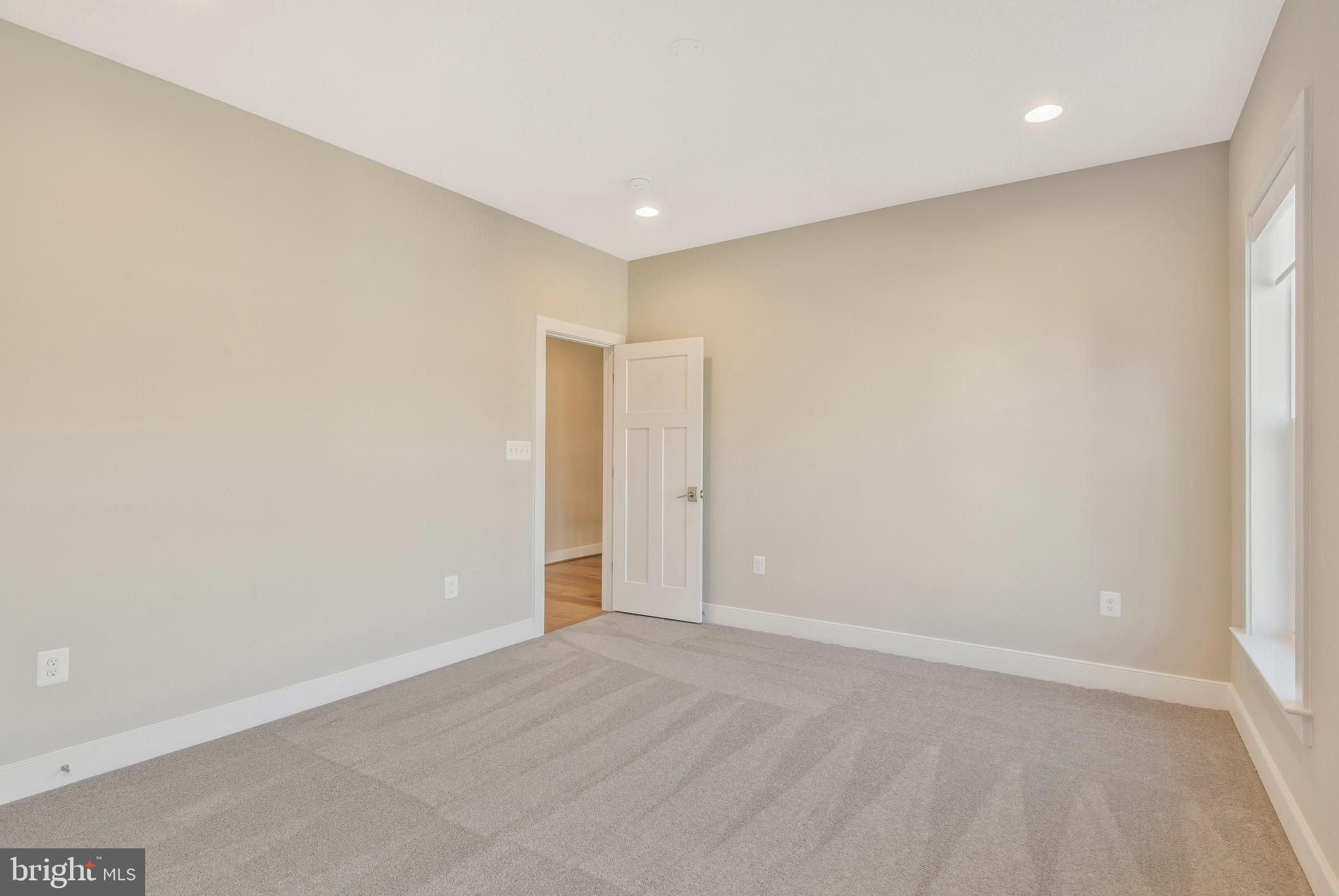 WAKEFIELD FOREST - Residential