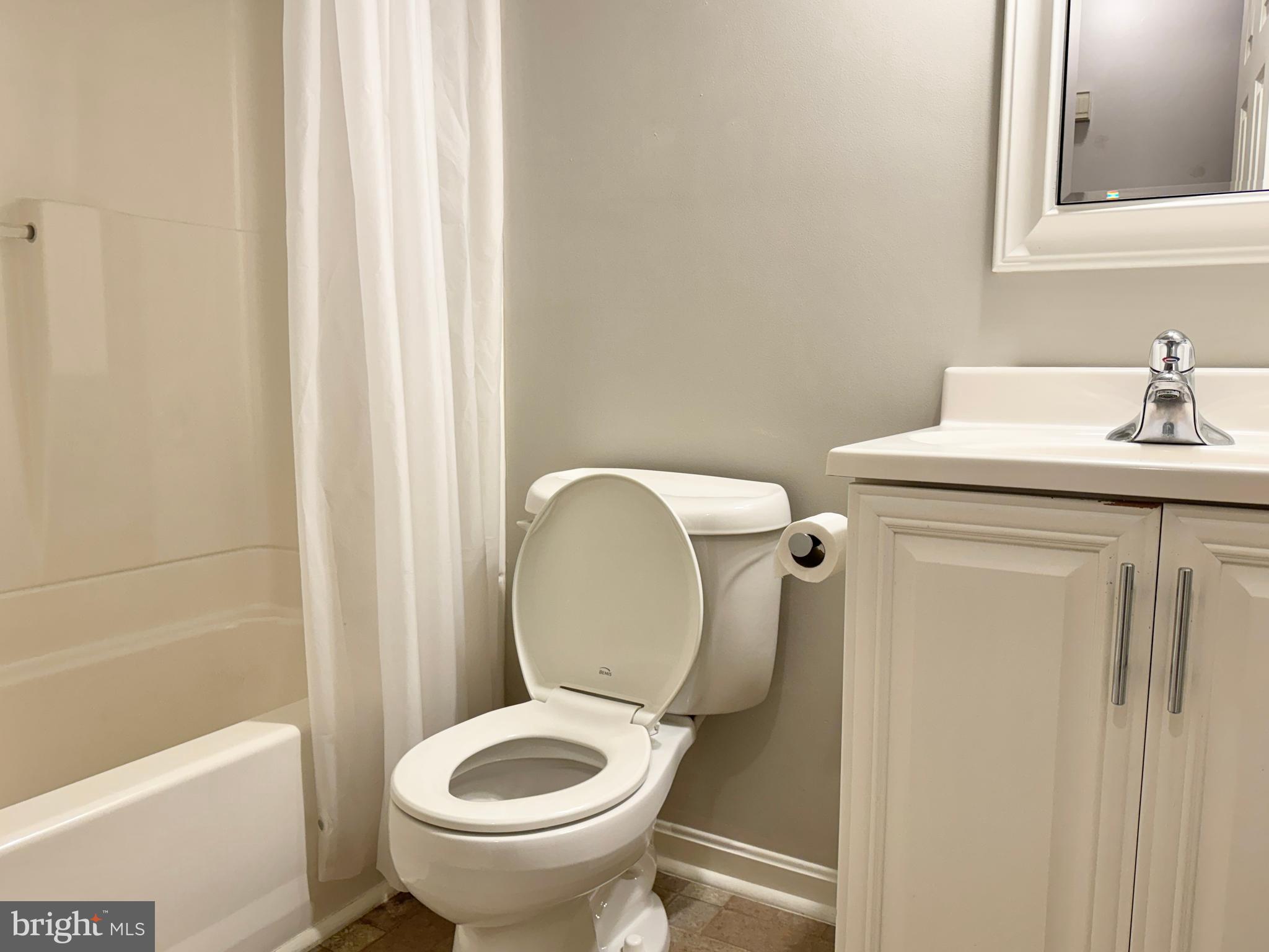 ALTOONA - Residential Lease