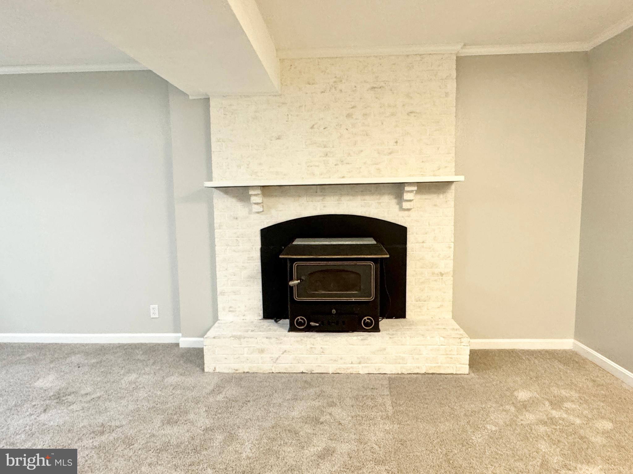 ALTOONA - Residential Lease