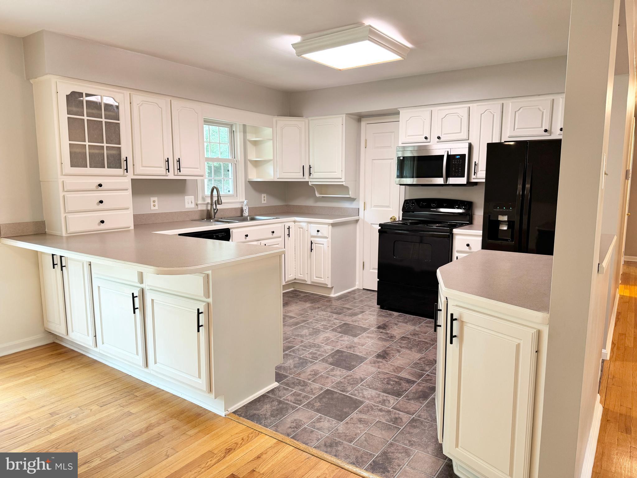 ALTOONA - Residential Lease