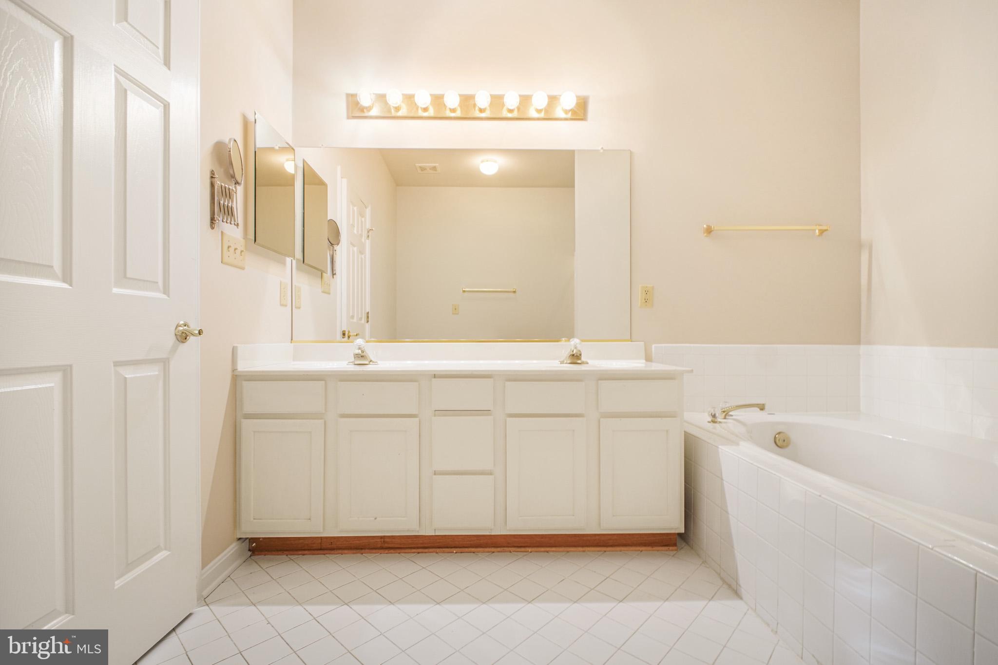 STONEFIELD(SALEM FIELDS) - Residential